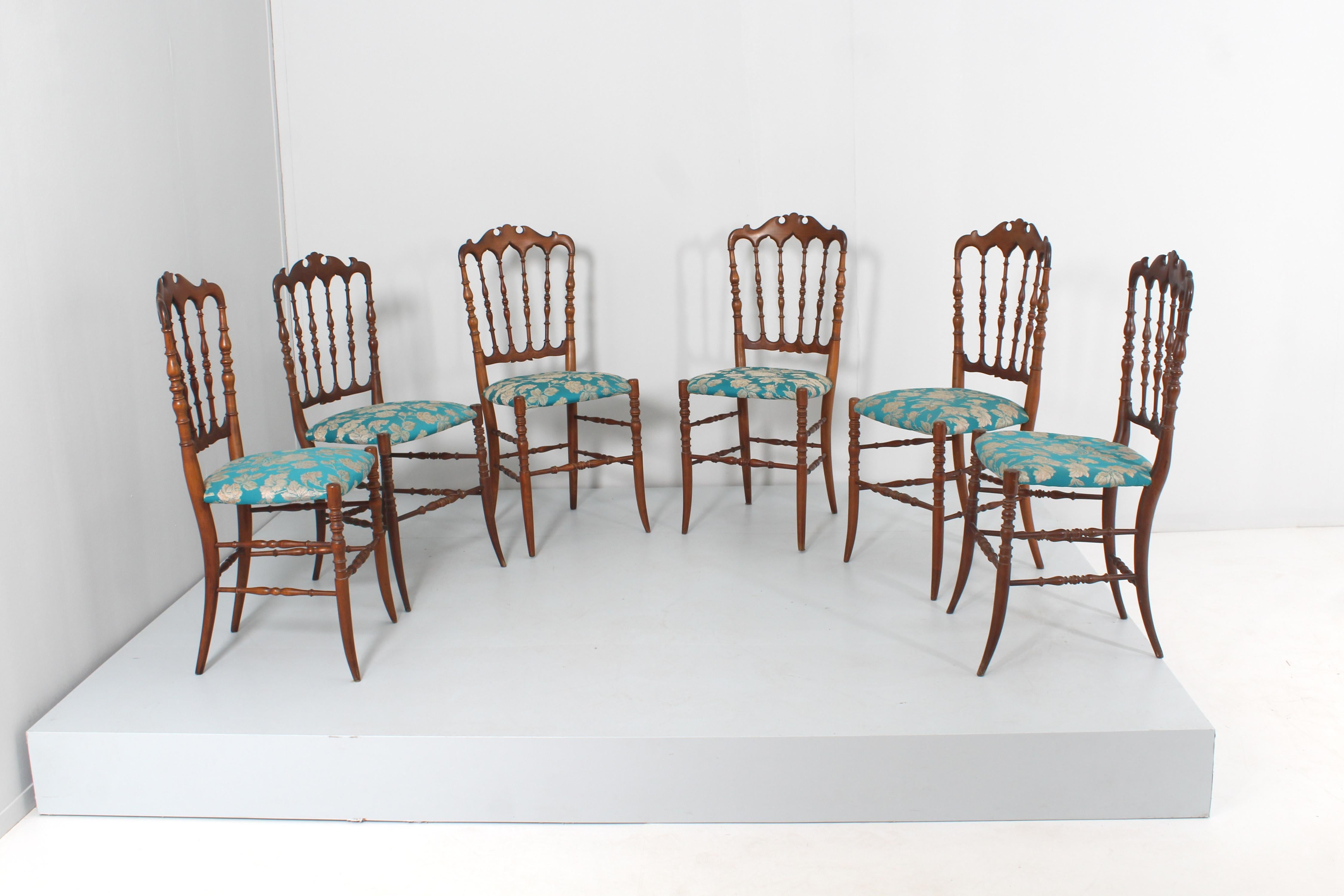 Set aus 6 Chiavarina-Holzstühlen aus der Mitte des Jahrhunderts, 1950er Jahre, Italien (Stoff) im Angebot