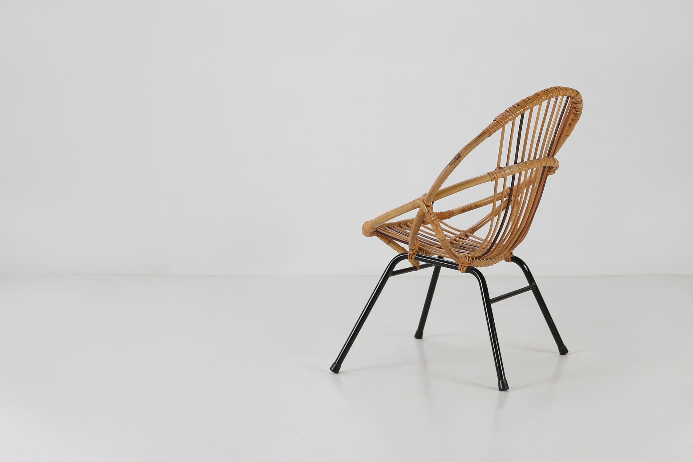 Dutch Mid-Century Children's Chair in Rattan For Sale