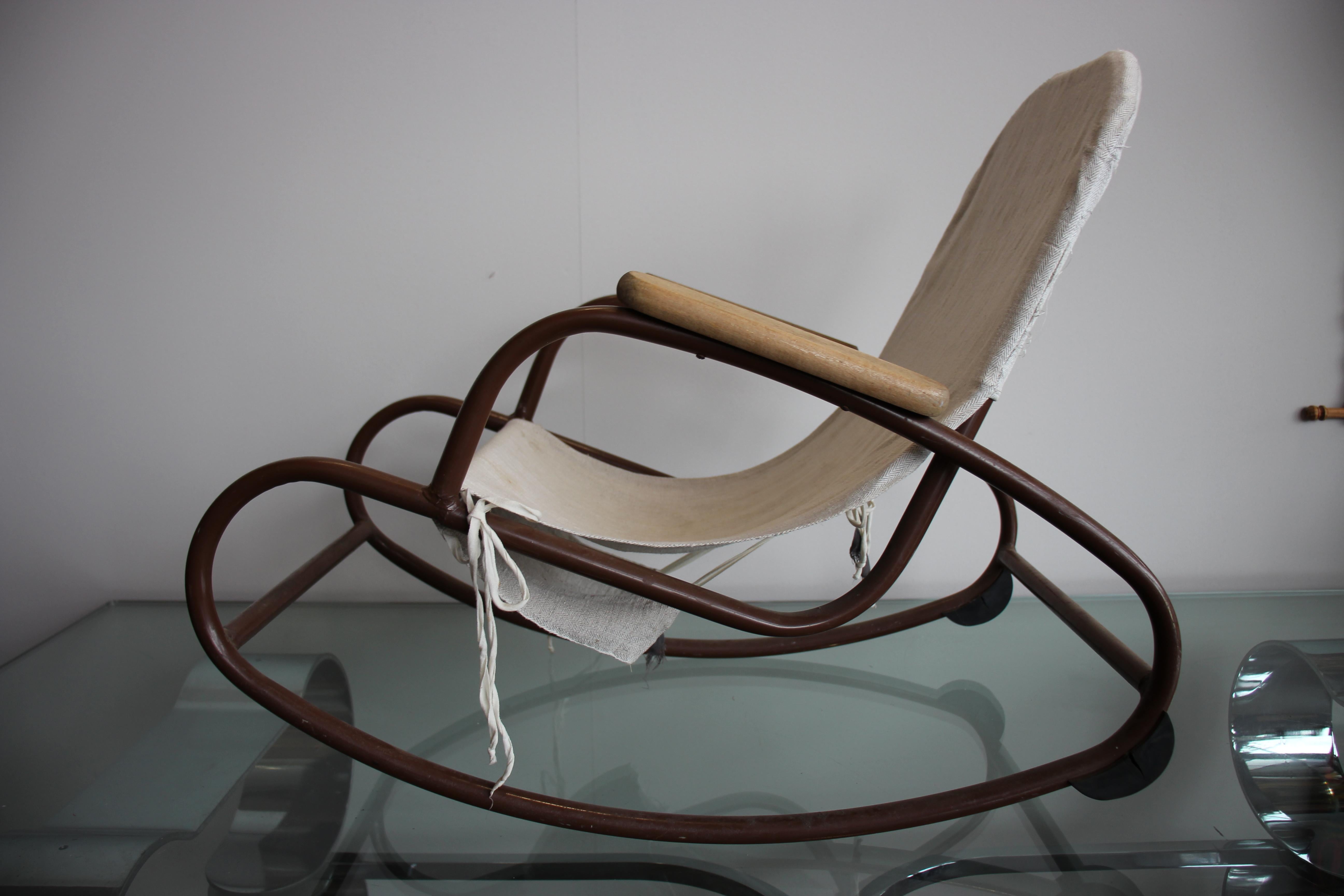 Midcentury Children's Rocking Chair, Czech Design 2