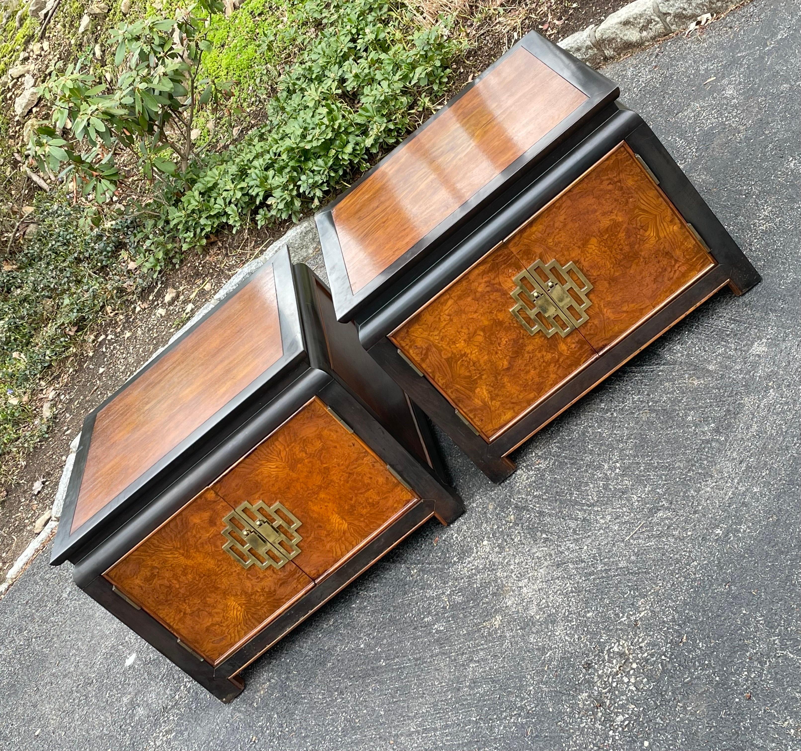Hollywood Regency Mid Century Chin Hua Side Tables or Nightstands by Raymond Sobota for Century For Sale