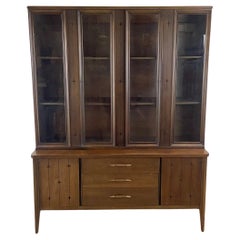 Retro Mid-Century China Cabinet by Broyhill Premiere