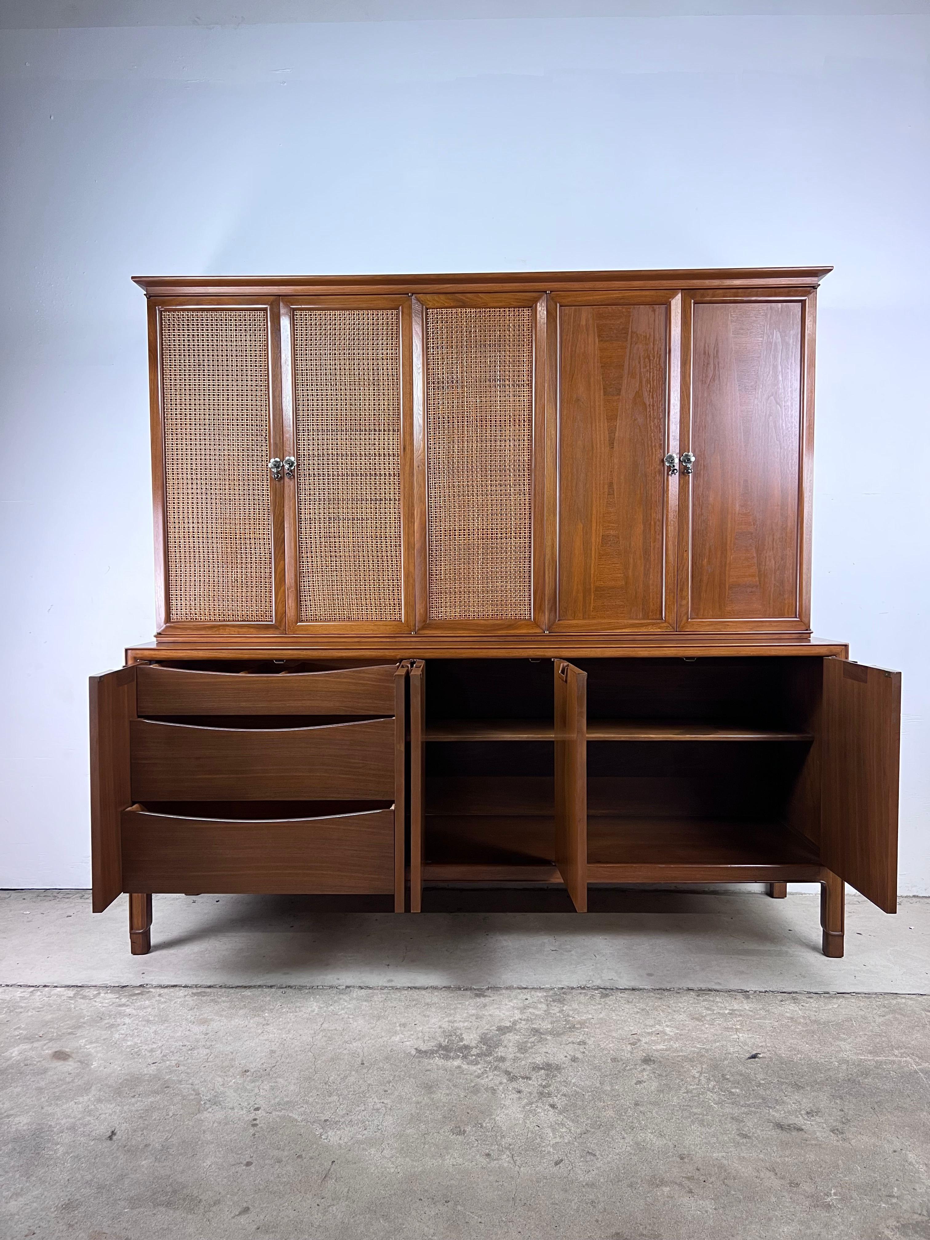Mid-Century Modern Mid-Century China Cabinet from Janus Collection by John Stuart for Mt Airy For Sale