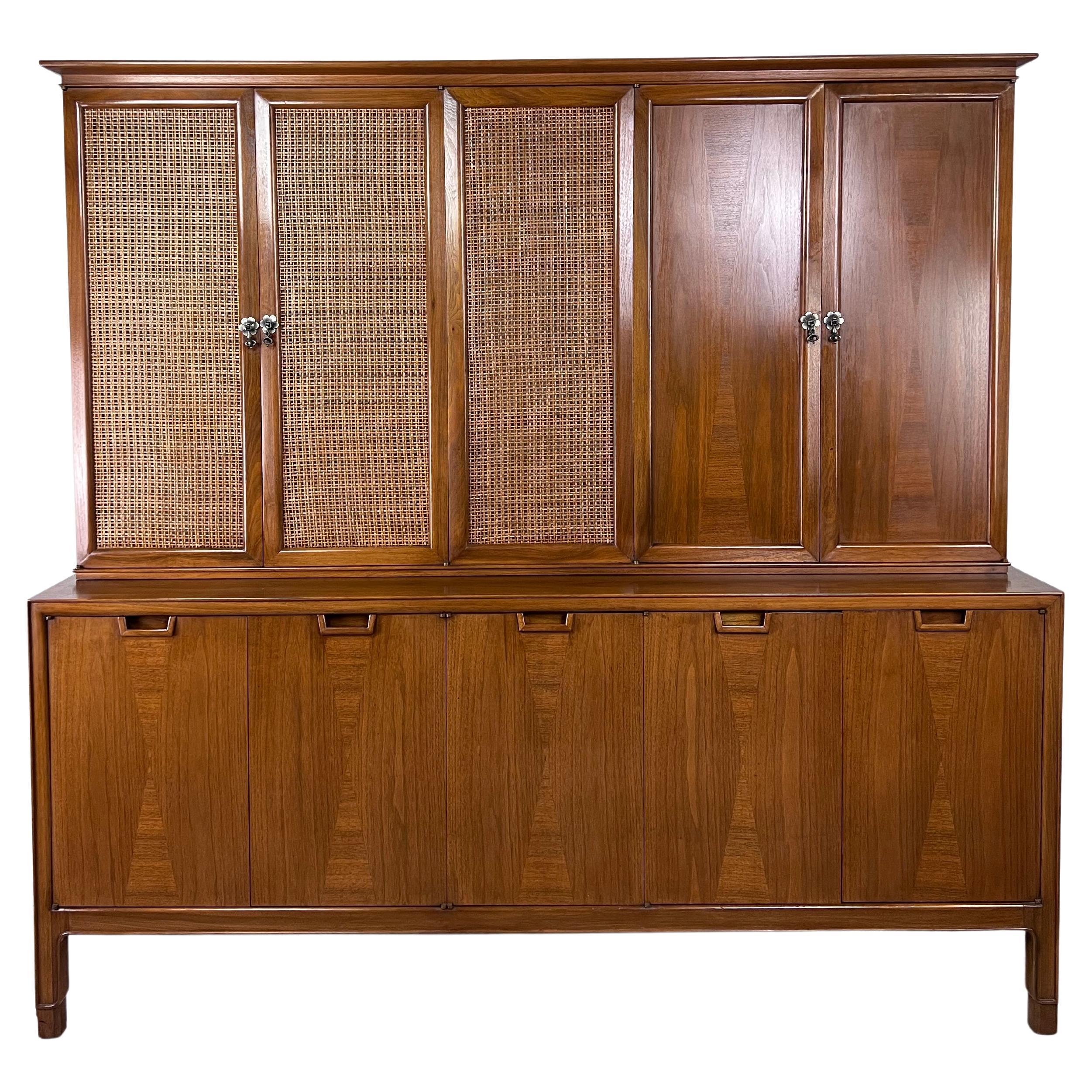 Mid-Century China Cabinet from Janus Collection by John Stuart for Mt Airy For Sale