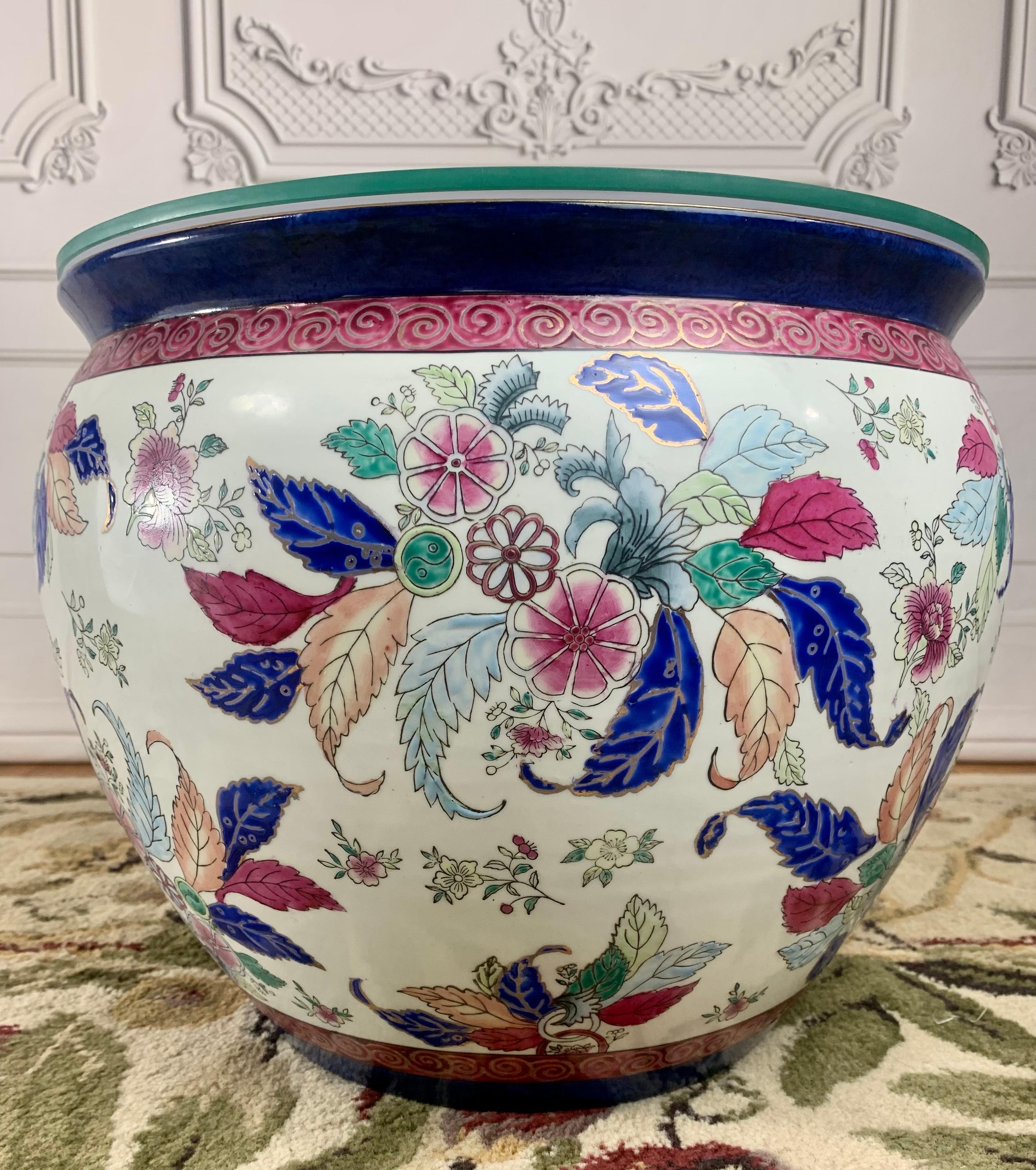 Mid-Century Chinese Chinoiserie Porcelain Fish Bowl For Sale 8