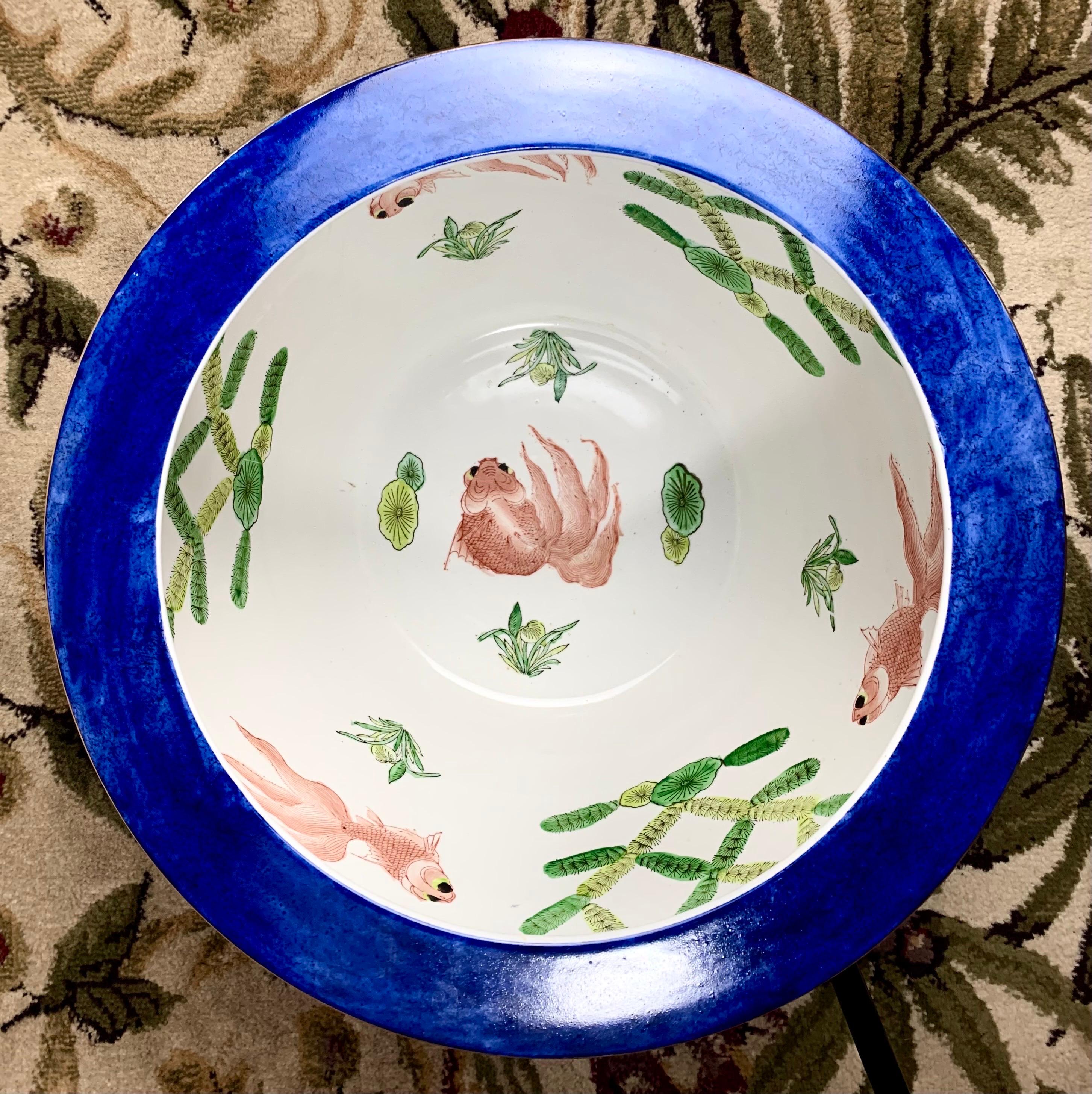 Mid-Century Chinese Chinoiserie Porcelain Fish Bowl For Sale 1