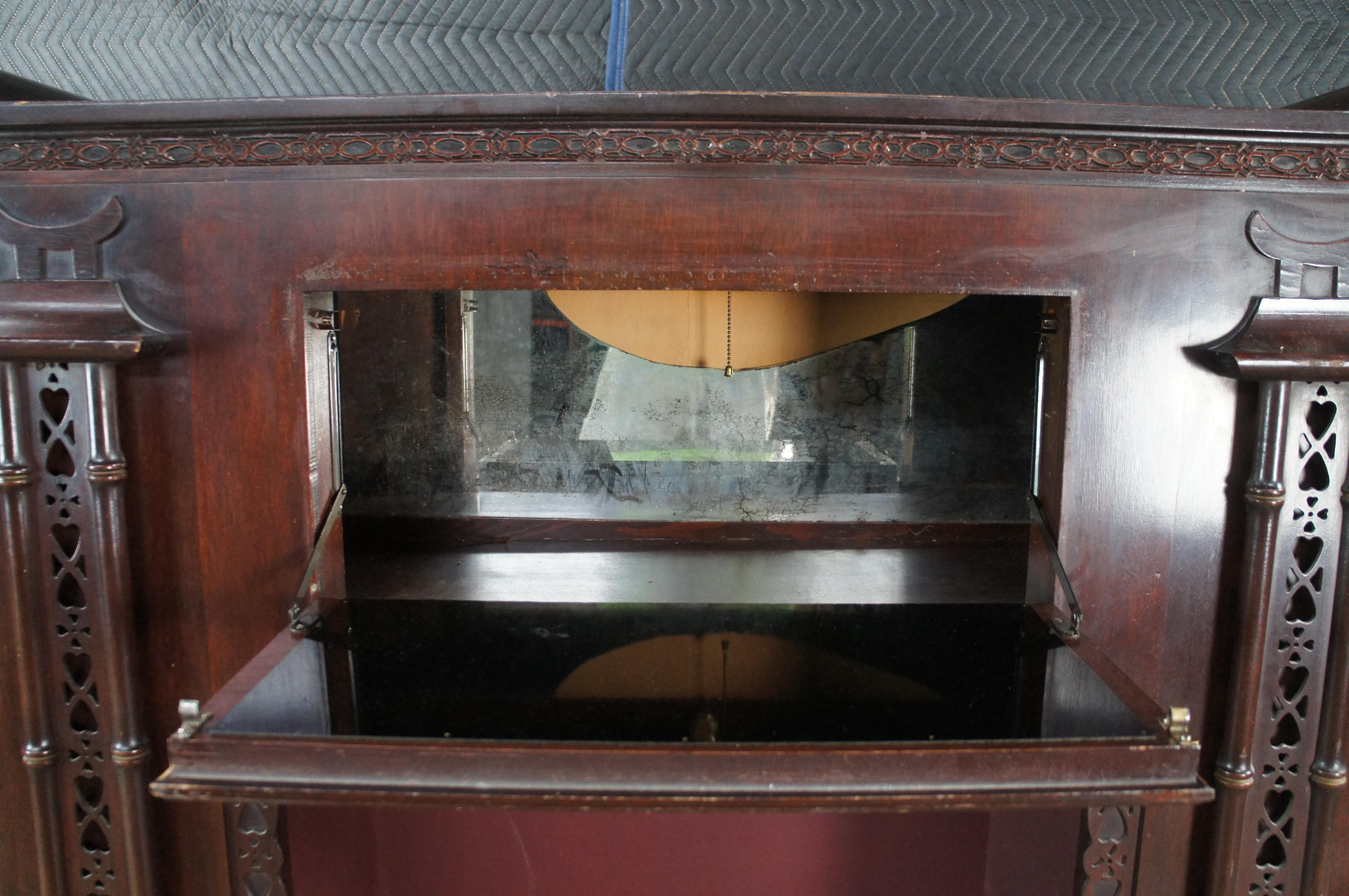 Mid Century Chinese Chippendale Mahagoni Kamin Mantel Bücherregal Sekretär 70