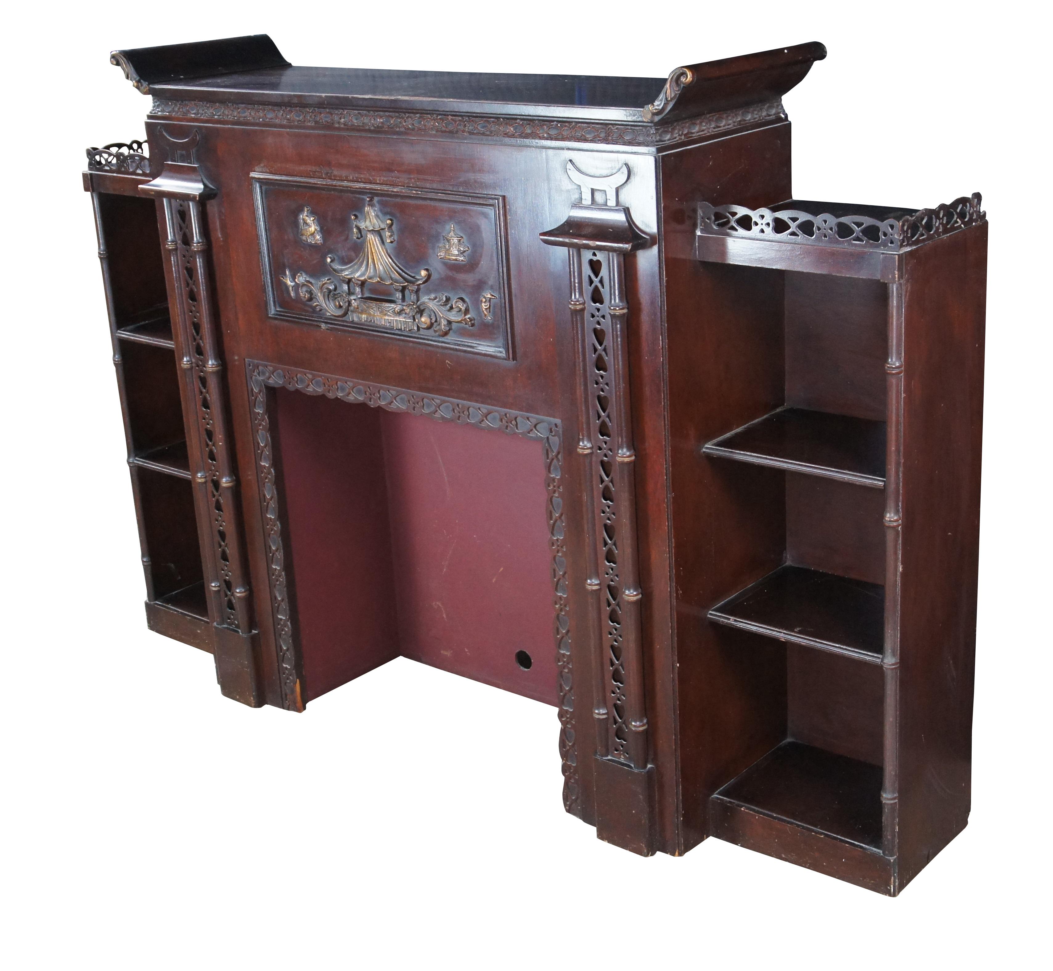 Mid Century Chinese Chippendale Mahagoni Kamin Mantel Bücherregal Sekretär 70