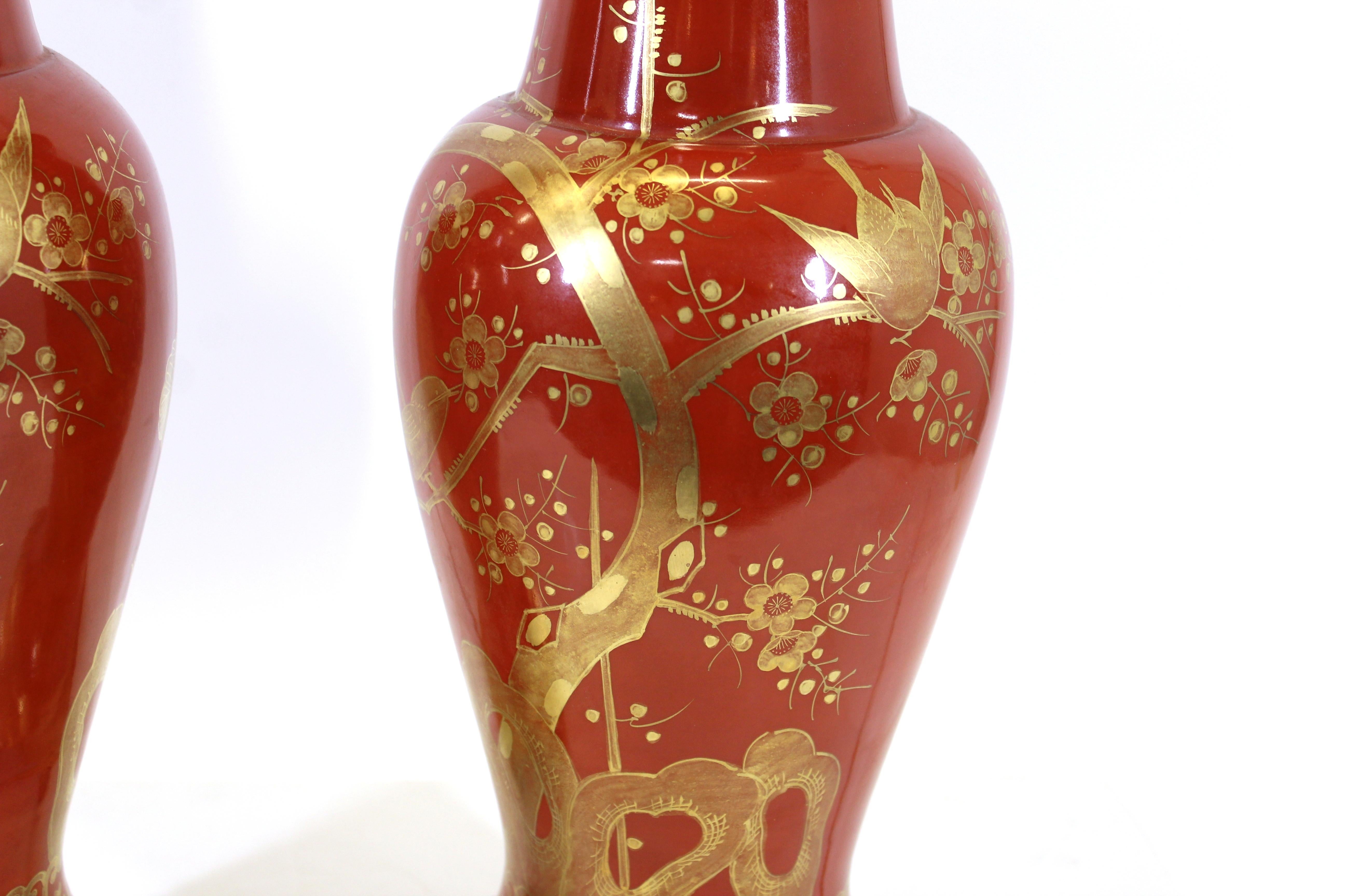 Mid-Century Chinese Chippendale Style Orange Porcelain Table Lamps In Good Condition In Astoria, NY