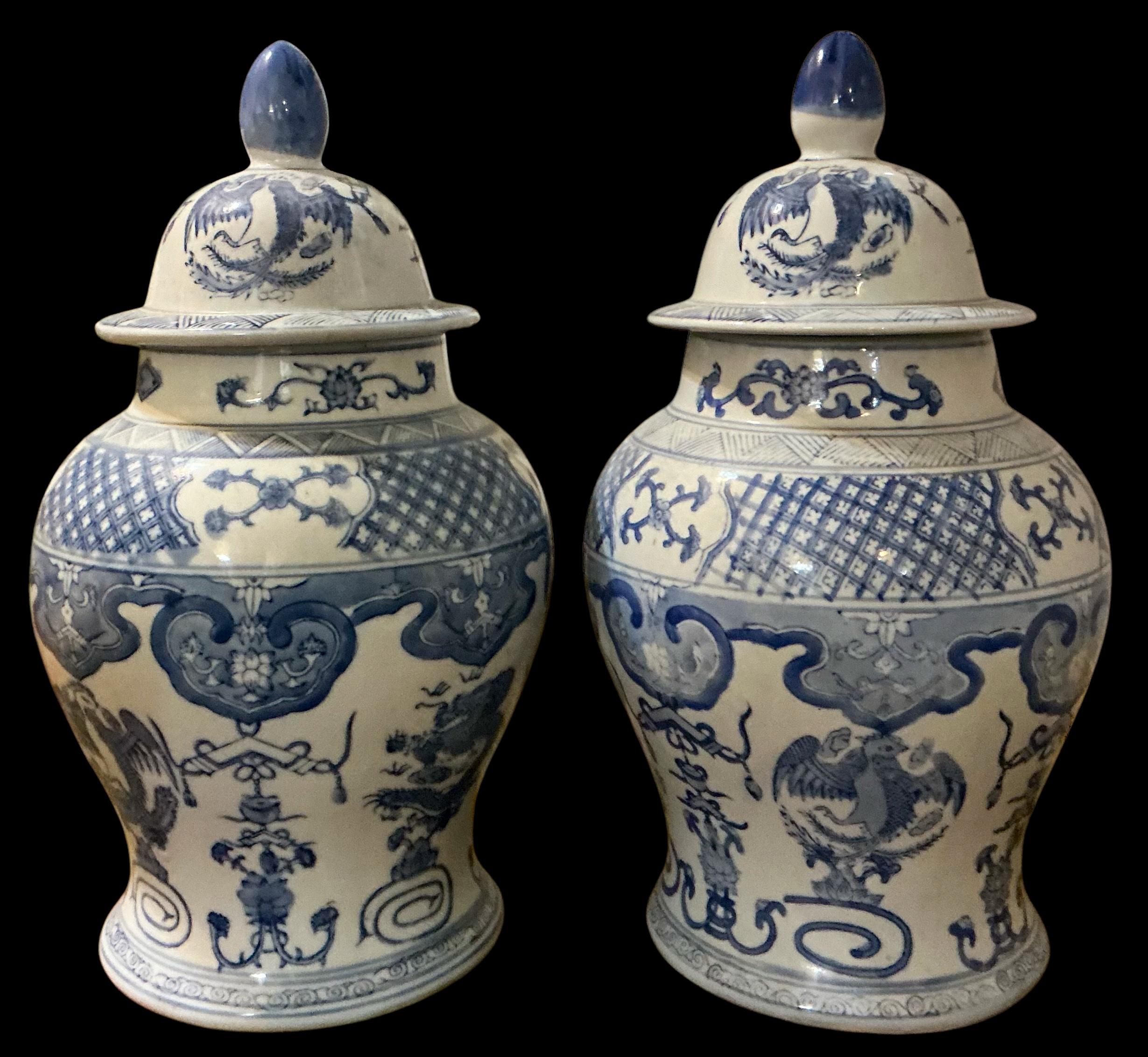 Mid-Century Chinese Export Blue And White Ceramic Pottery Ginger Jars - Pair For Sale 1