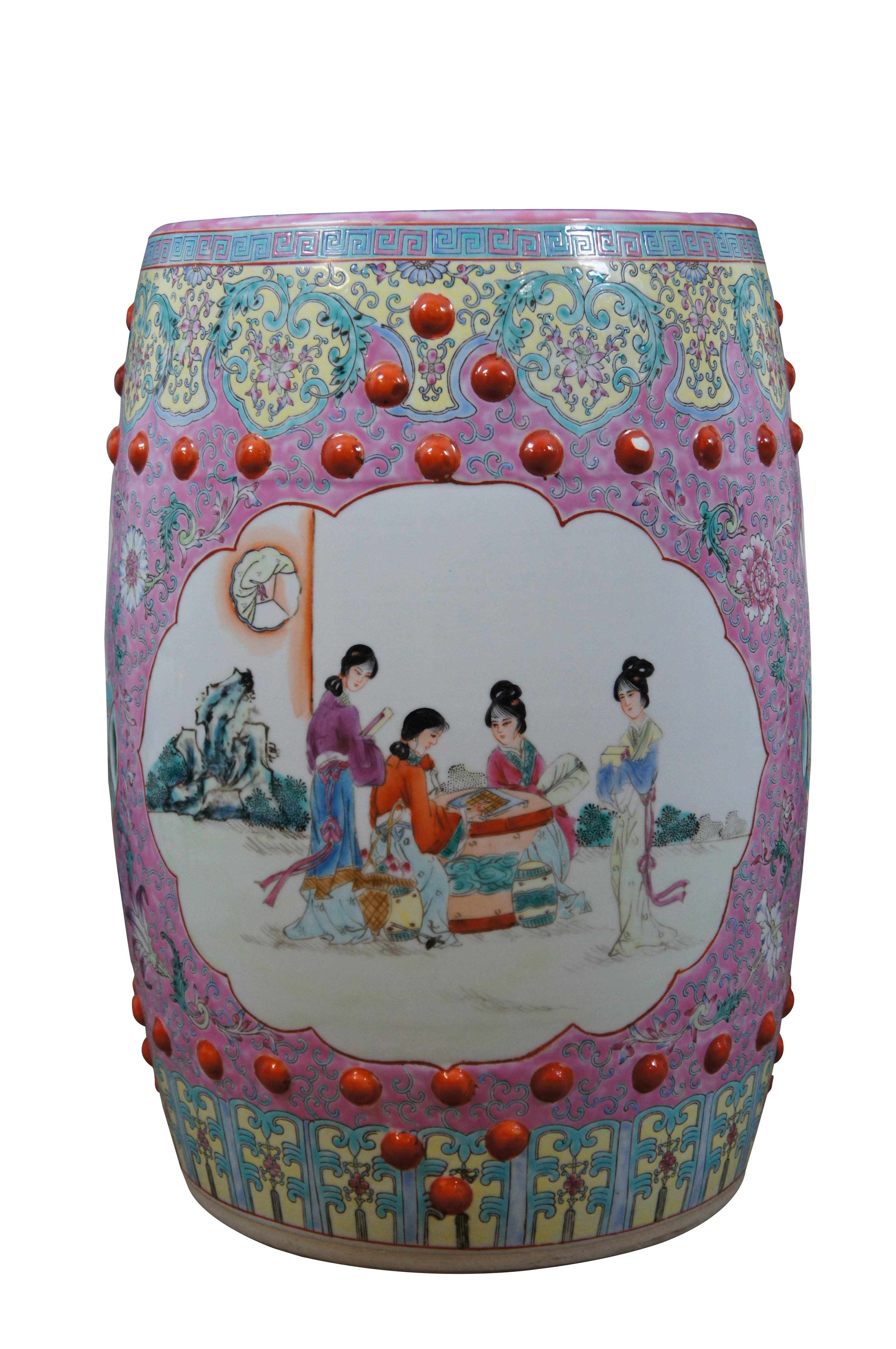 Chinoiseries Tabouret de jardin en céramique rose de la famille rose de la Chine du milieu du siècle  en vente