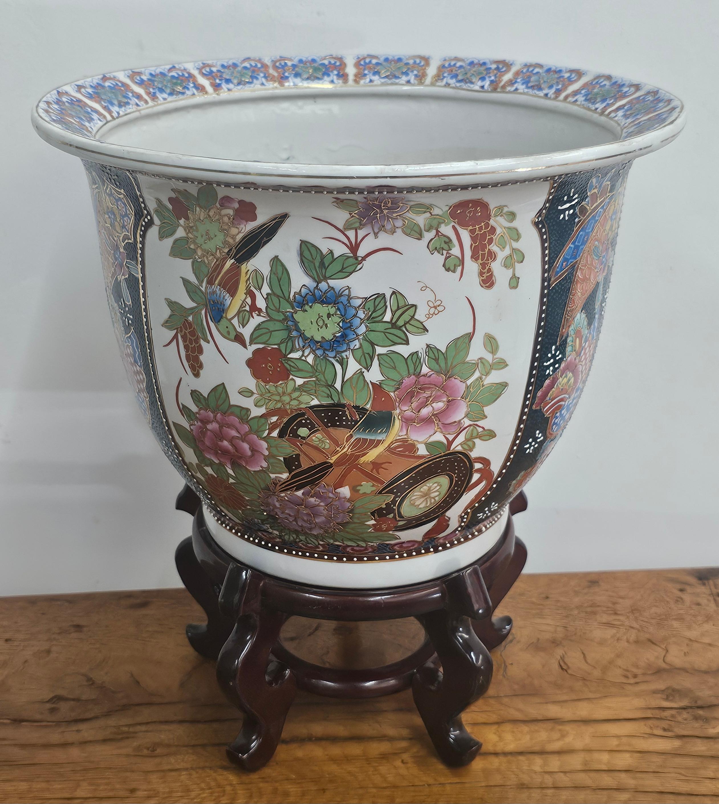 Chinese Export Mid Century Chinese Hand-Painted  Porcelain Jardiniere On Hardwood Stand For Sale