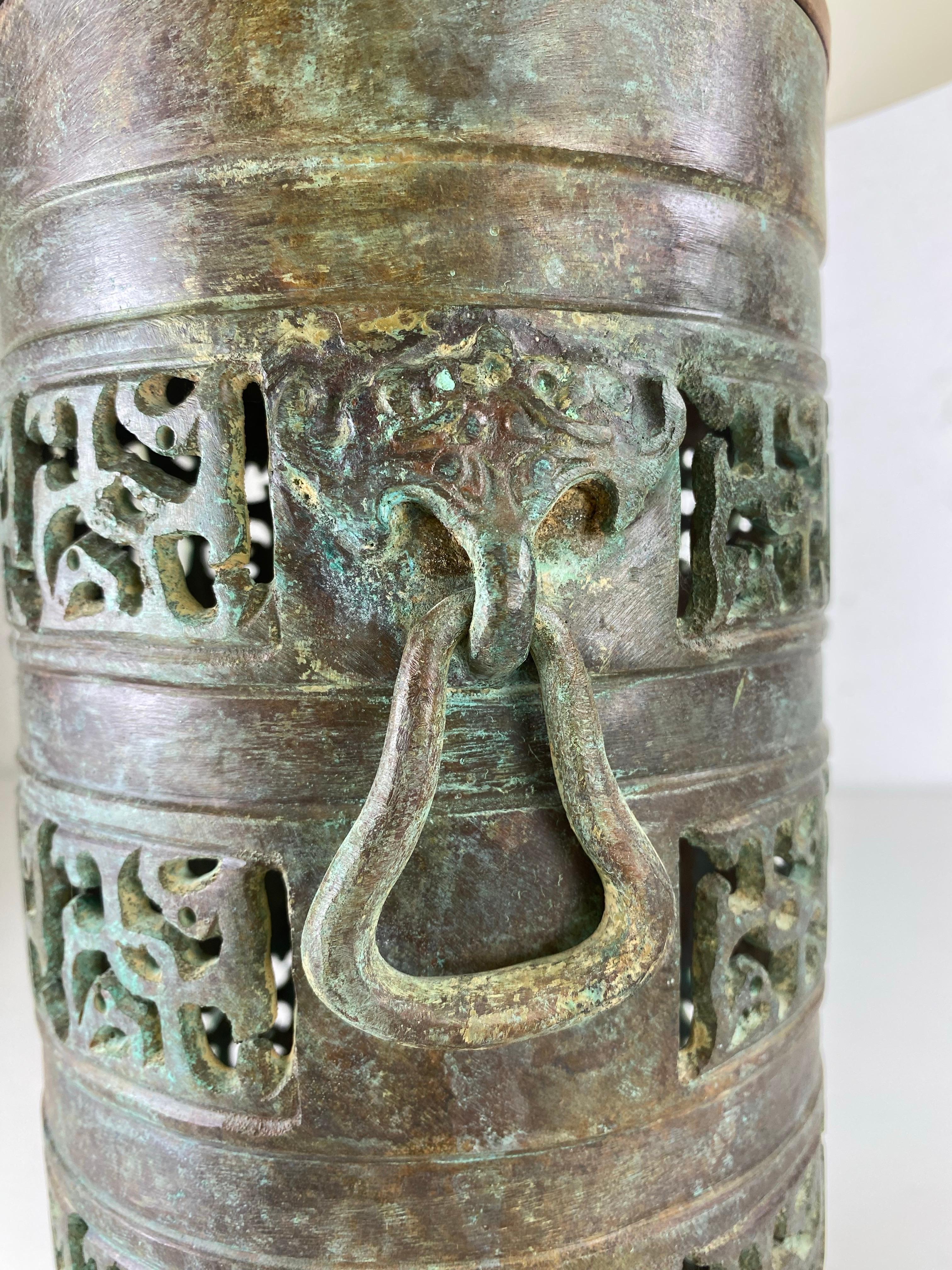 Bronze Mid-century Chinese inspired bronze table lamp after James Mont