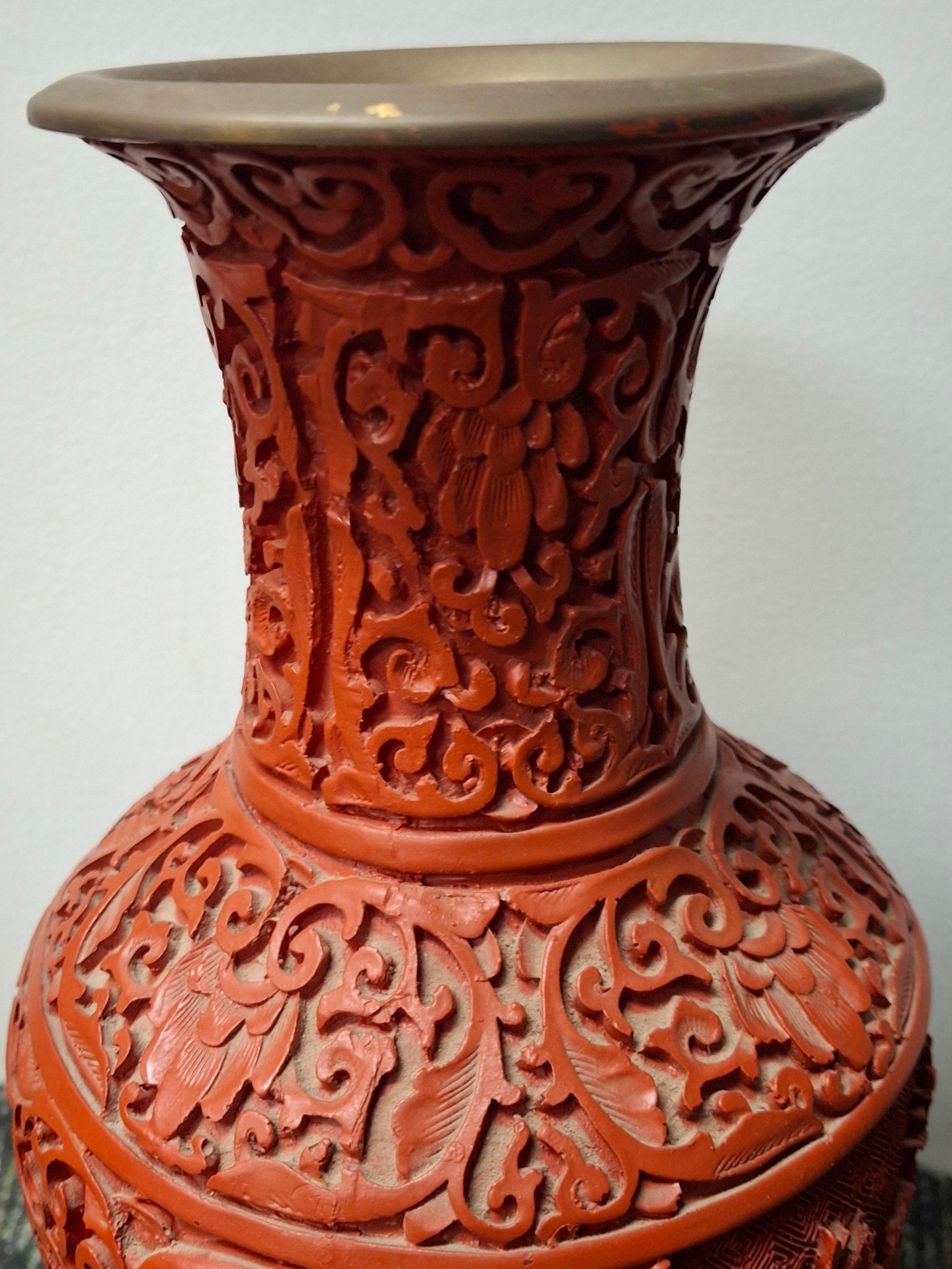 Mid Century Chinese Large Cinnabar Vase In Excellent Condition For Sale In Germantown, MD