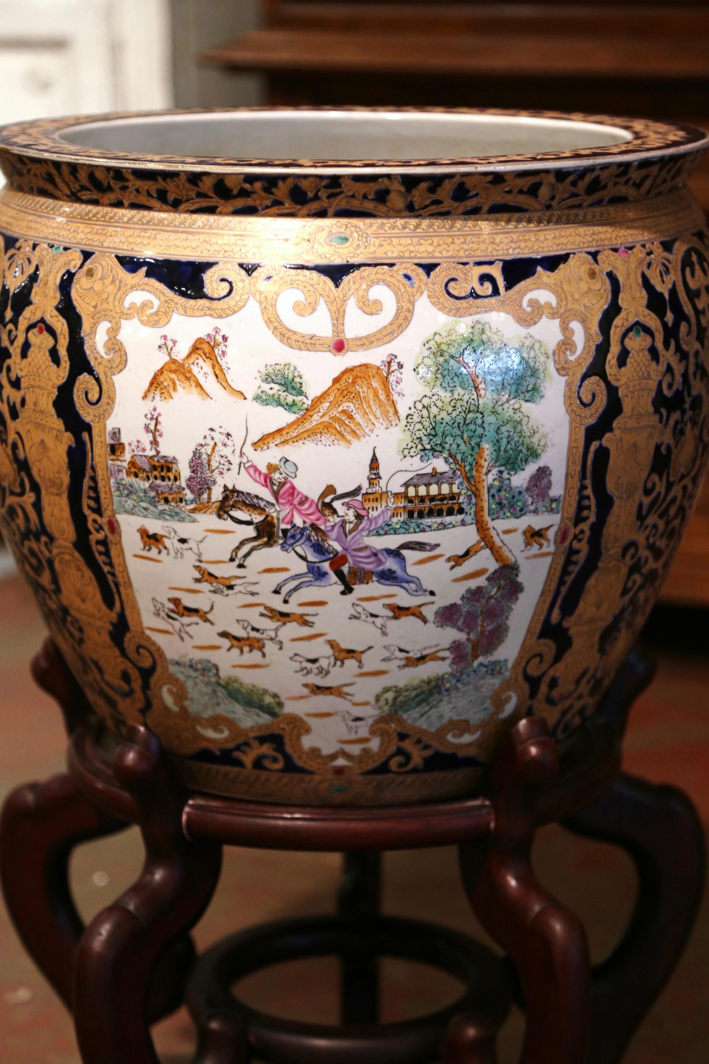 Mid-Century Chinese Painted and Gilt Porcelain Fish Bowl on Wood Stand 9