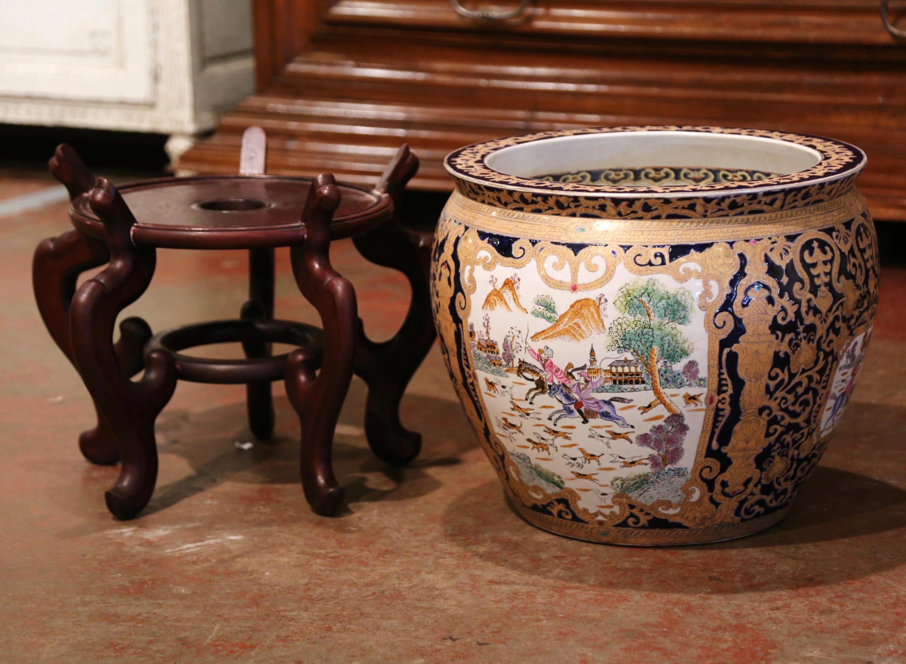 Mid-Century Chinese Painted and Gilt Porcelain Fish Bowl on Wood Stand 10