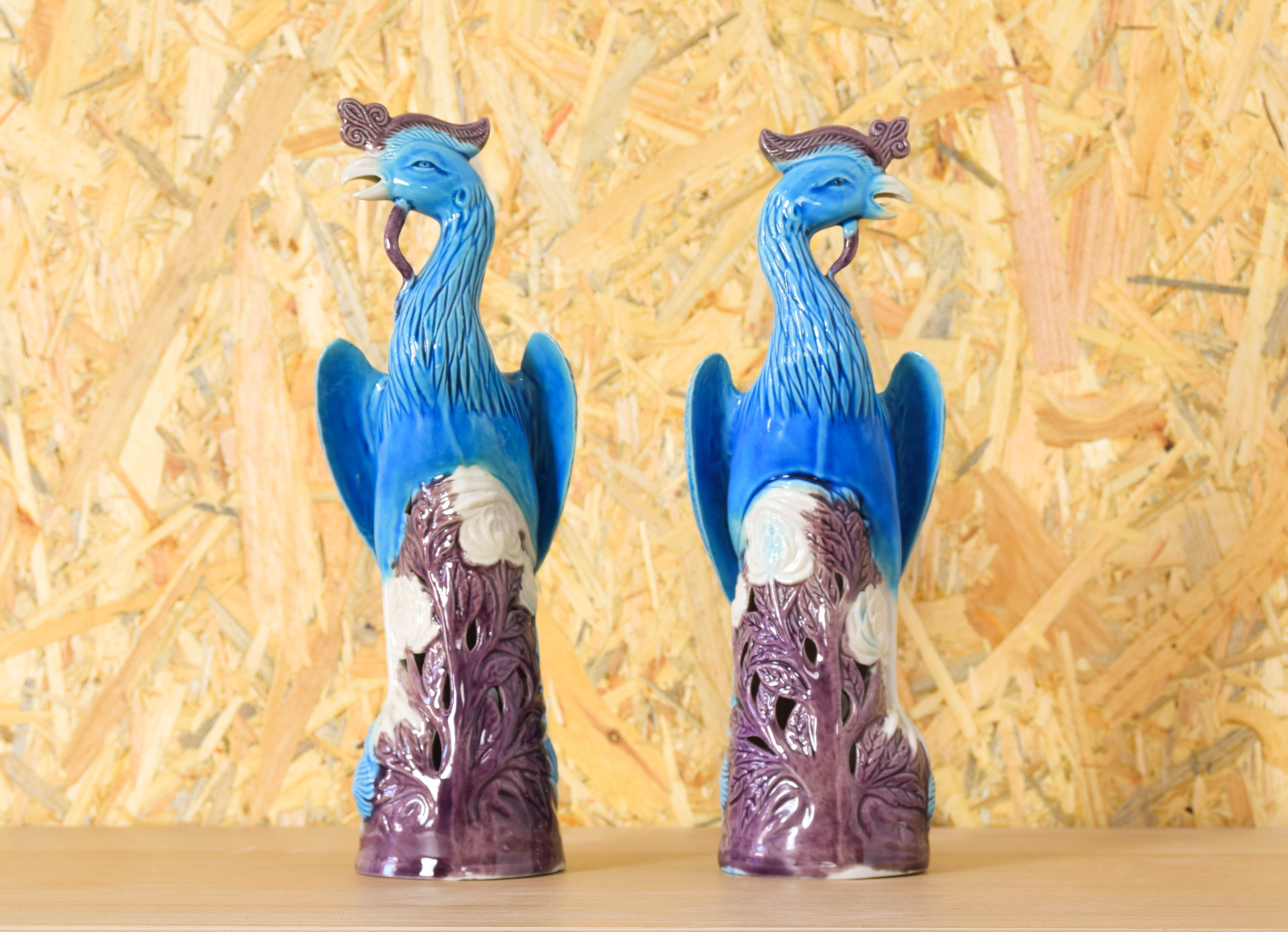 Mid-Century Modern Mid Century Chinise Pair of Turquoise Foo Porcelain Peacocks 50s For Sale