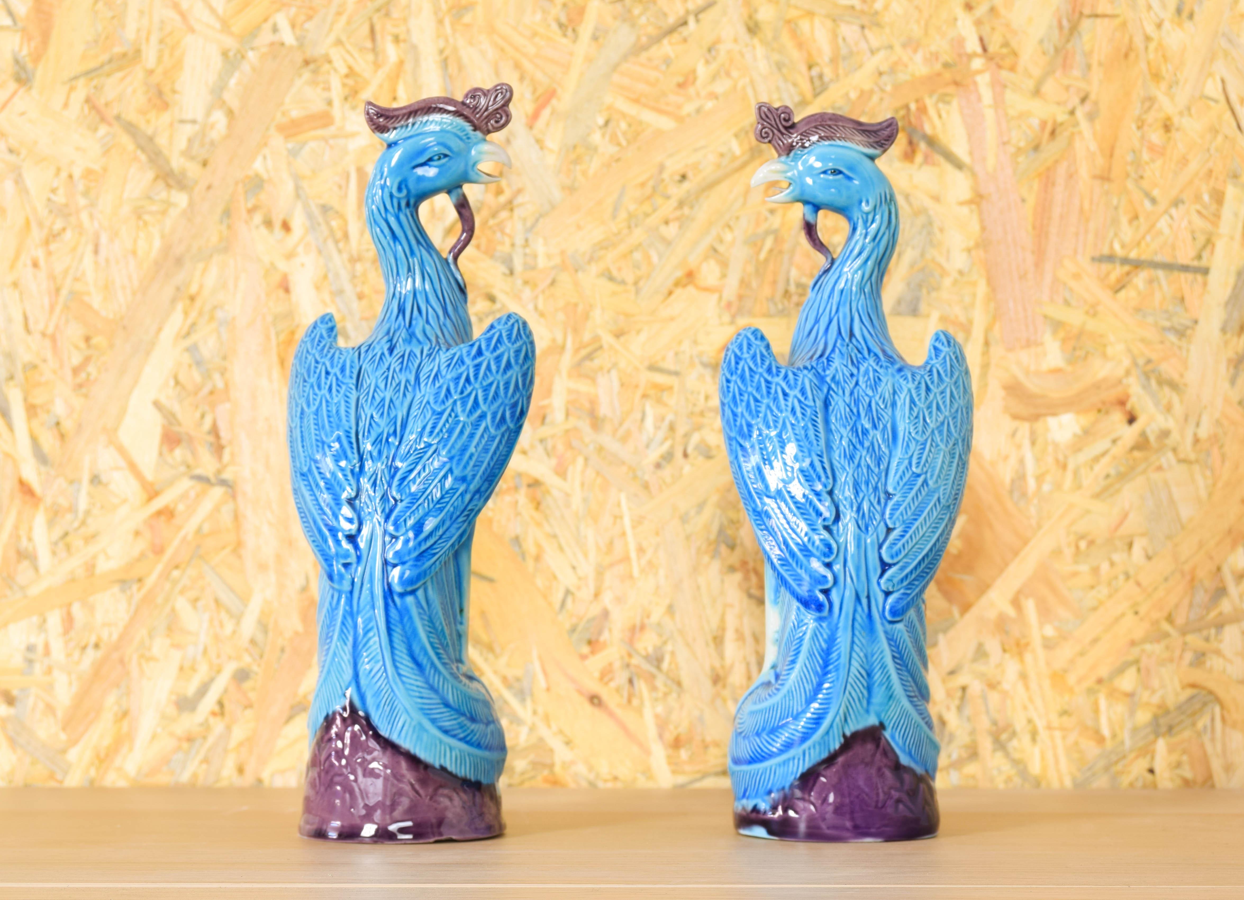Mid Century Chinise Pair of Turquoise Foo Porcelain Peacocks 50s In Excellent Condition For Sale In Escalona, Toledo