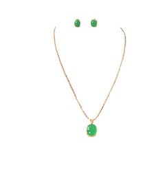 Mid-Century Chinois Chrysoprase Pendant Set in Gold with Matching Earrings