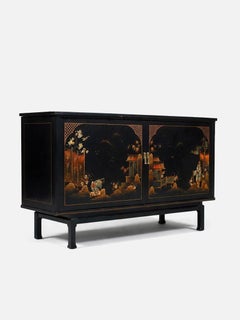 Console TV e Stereo in lacca nera Chinoiserie di metà secolo con TV Olymp KC370