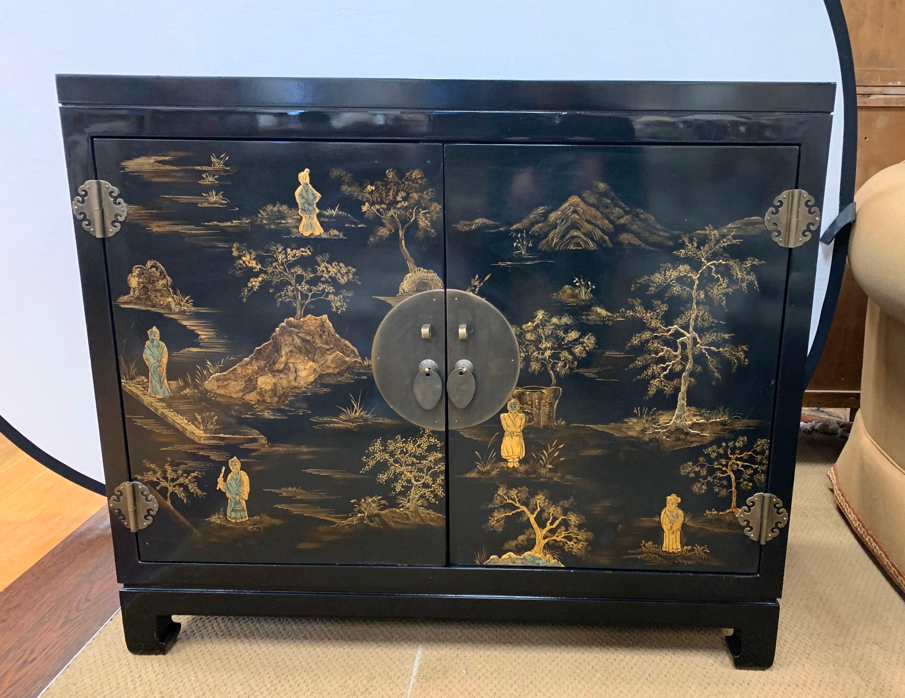 Asian Chinese Export Black Laquer and Gilt Chinoiserie Cabinet Server Credenza Chest