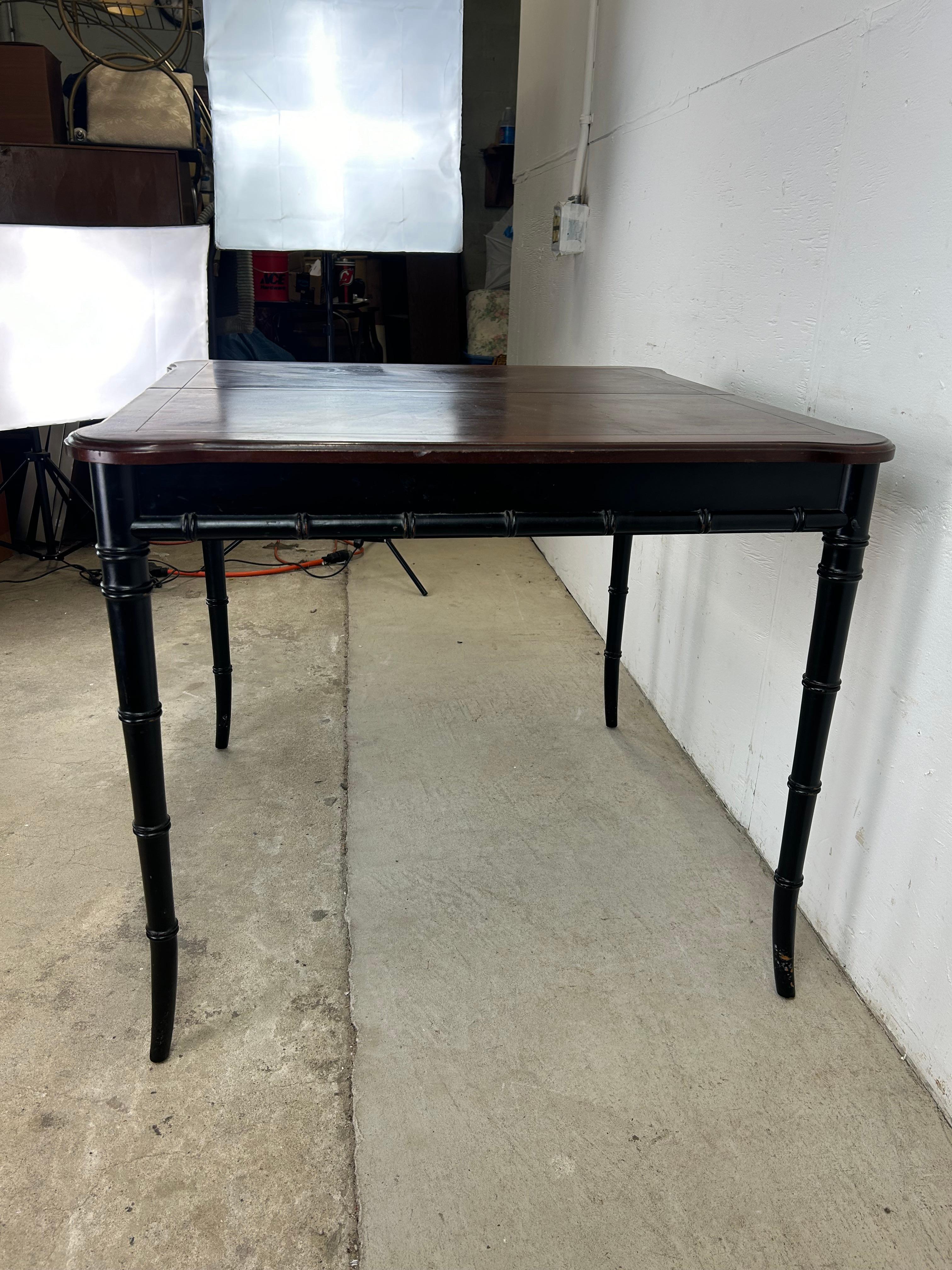 Mesa de Comedor Chinoiserie de Mitad de Siglo con Patas de Bambú de Imitación y 2 Hojas en venta 4
