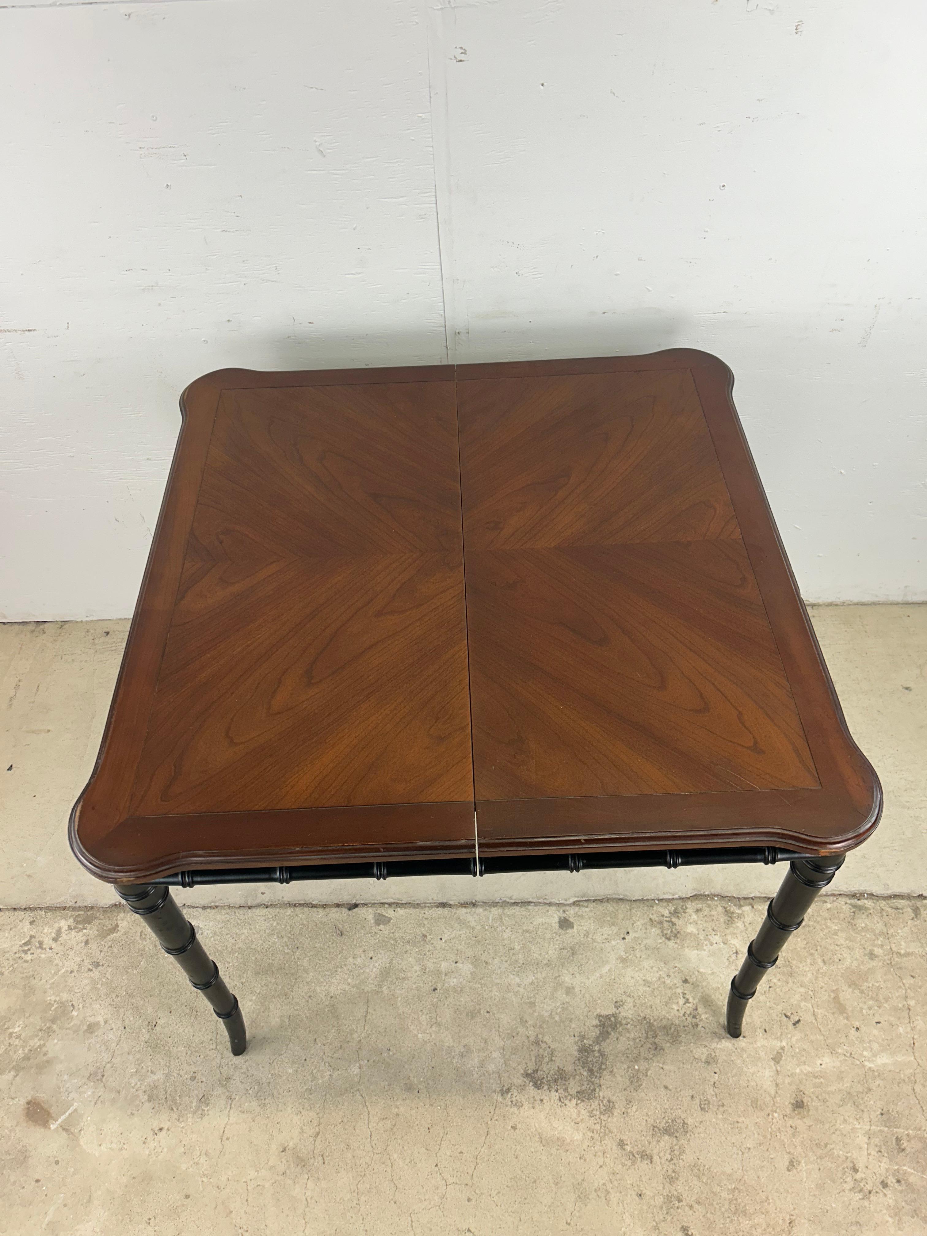 Mesa de Comedor Chinoiserie de Mitad de Siglo con Patas de Bambú de Imitación y 2 Hojas Chippendale chino en venta
