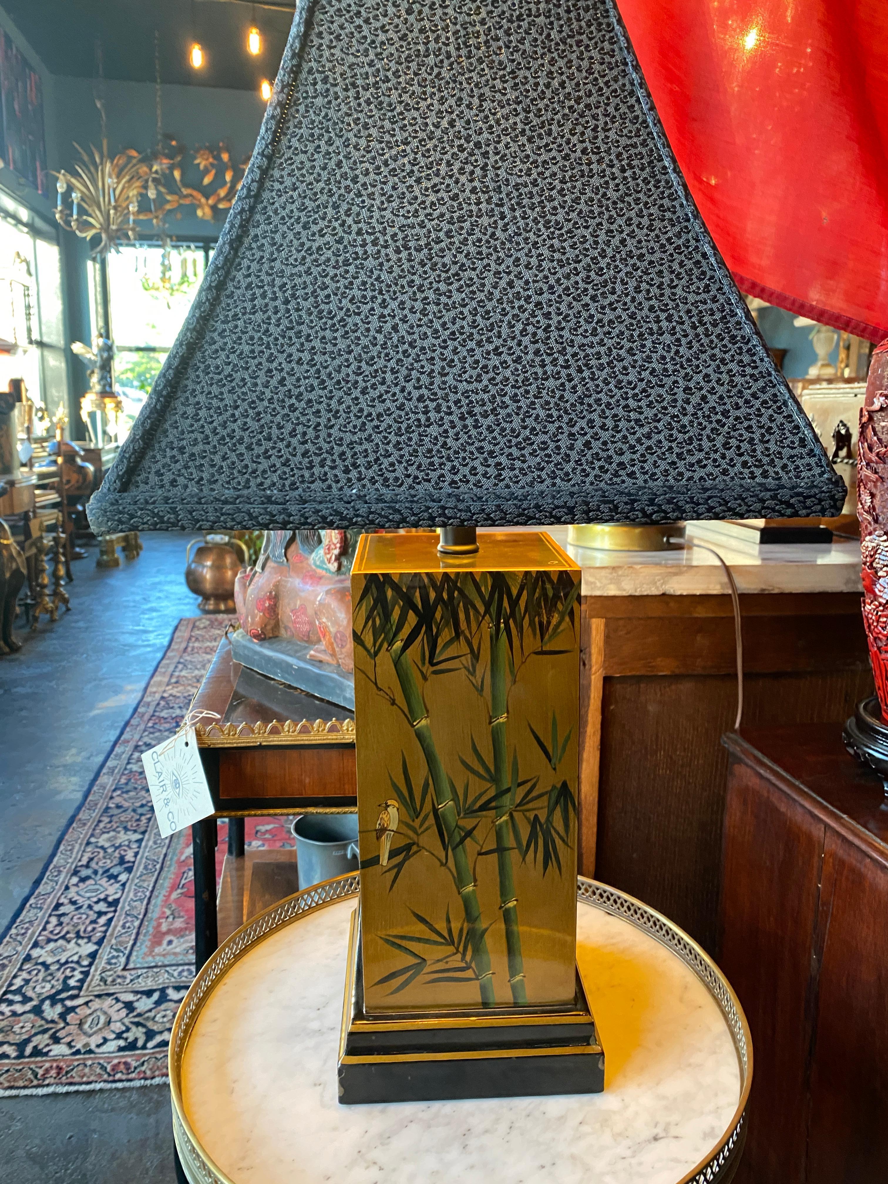 Mid Century Chinoiserie Gilt-Wood Lacquered Table Lamps For Sale 1