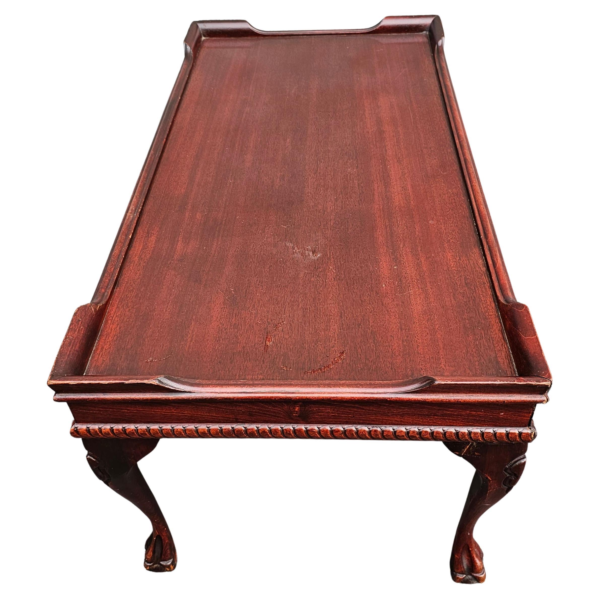 Regency Mid-Century Chippendale Style Mahogany Coffee Table For Sale