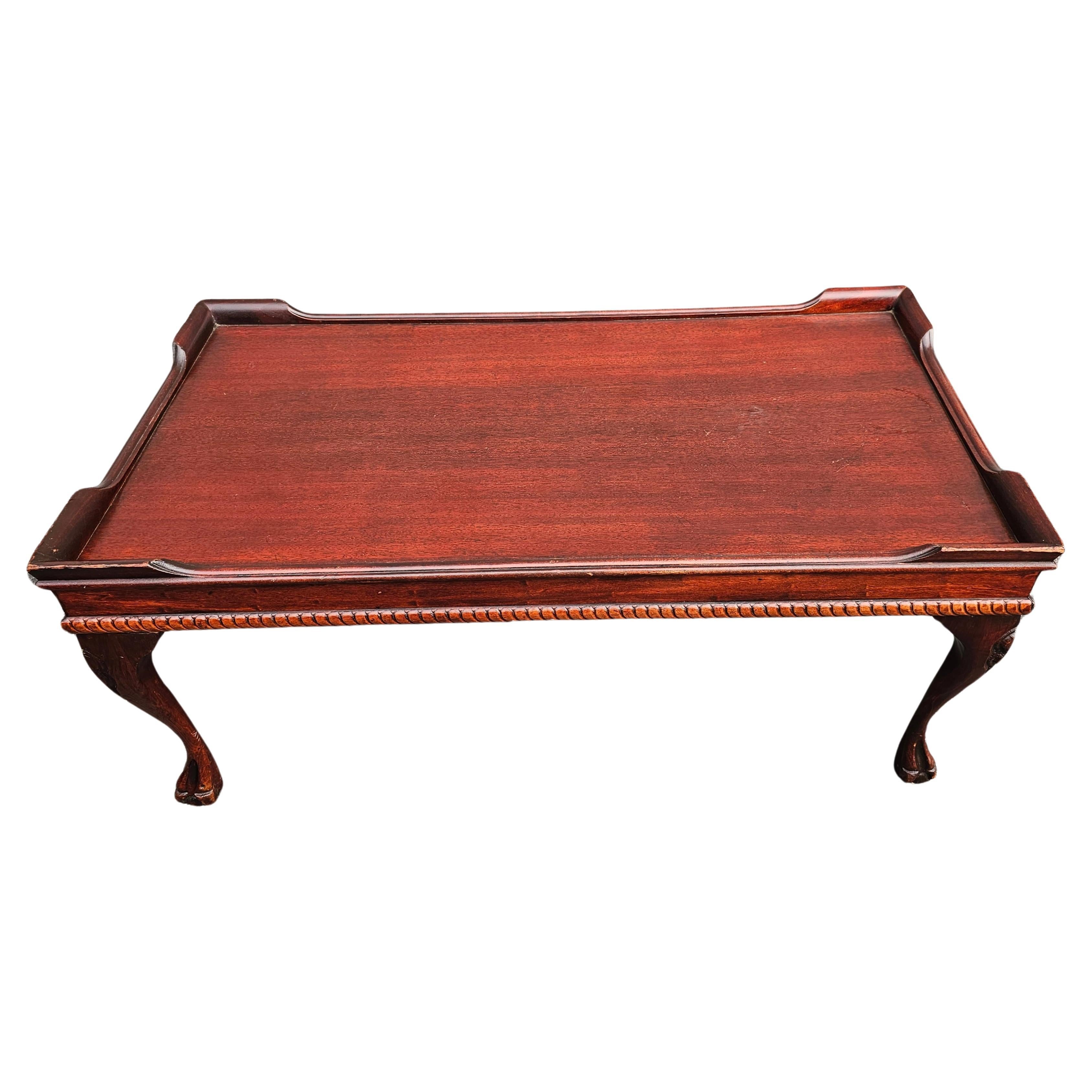 20th Century Mid-Century Chippendale Style Mahogany Coffee Table For Sale