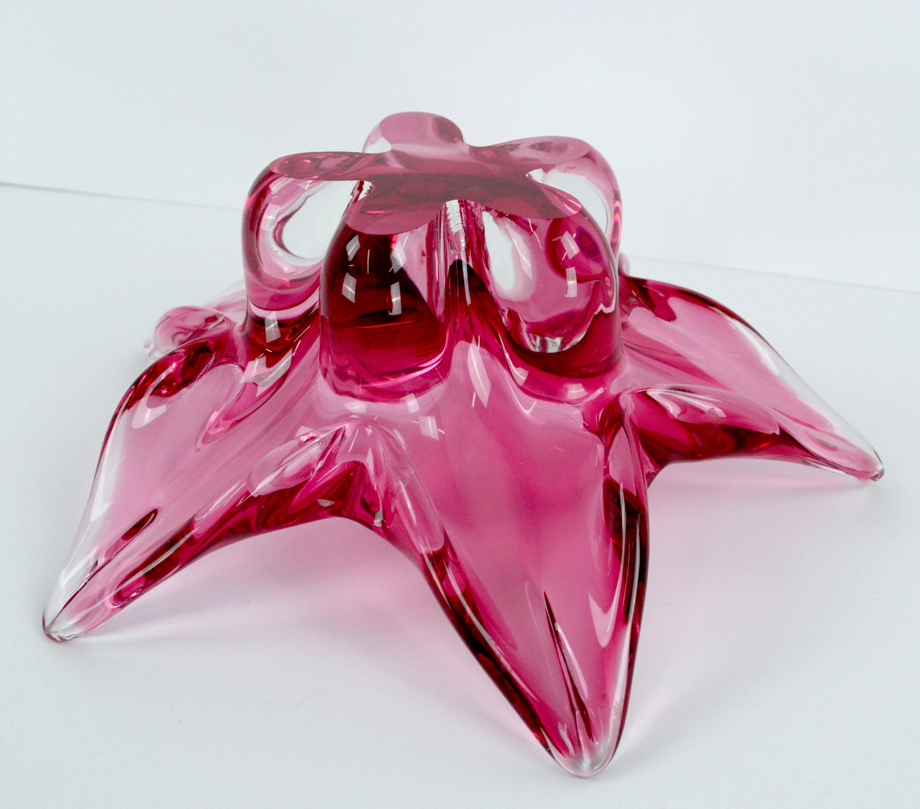 Hand-Crafted Mid Century Modern Chribska Glassworks, Czech Pink Star Flower Footed Glass Dish For Sale