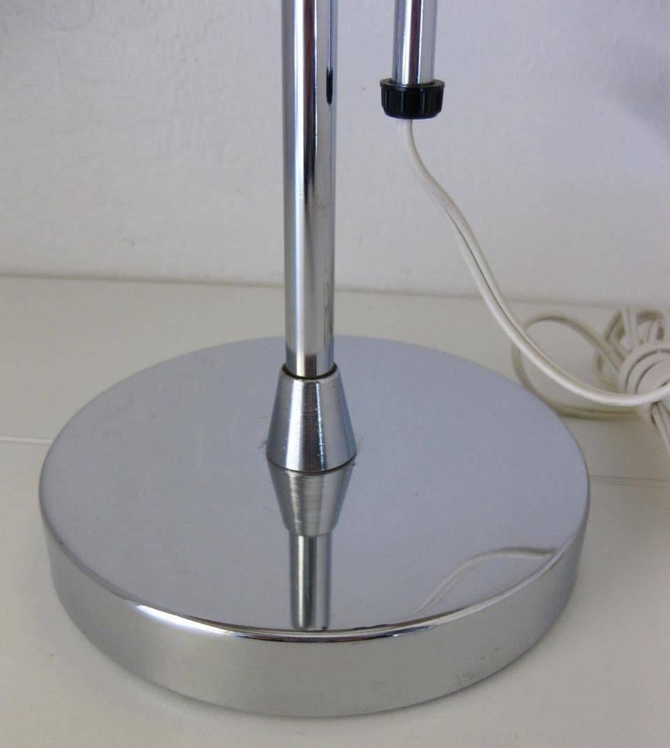 American Midcentury Chrome Adjustable Pole Table Lamp in the Style of George Kovacs