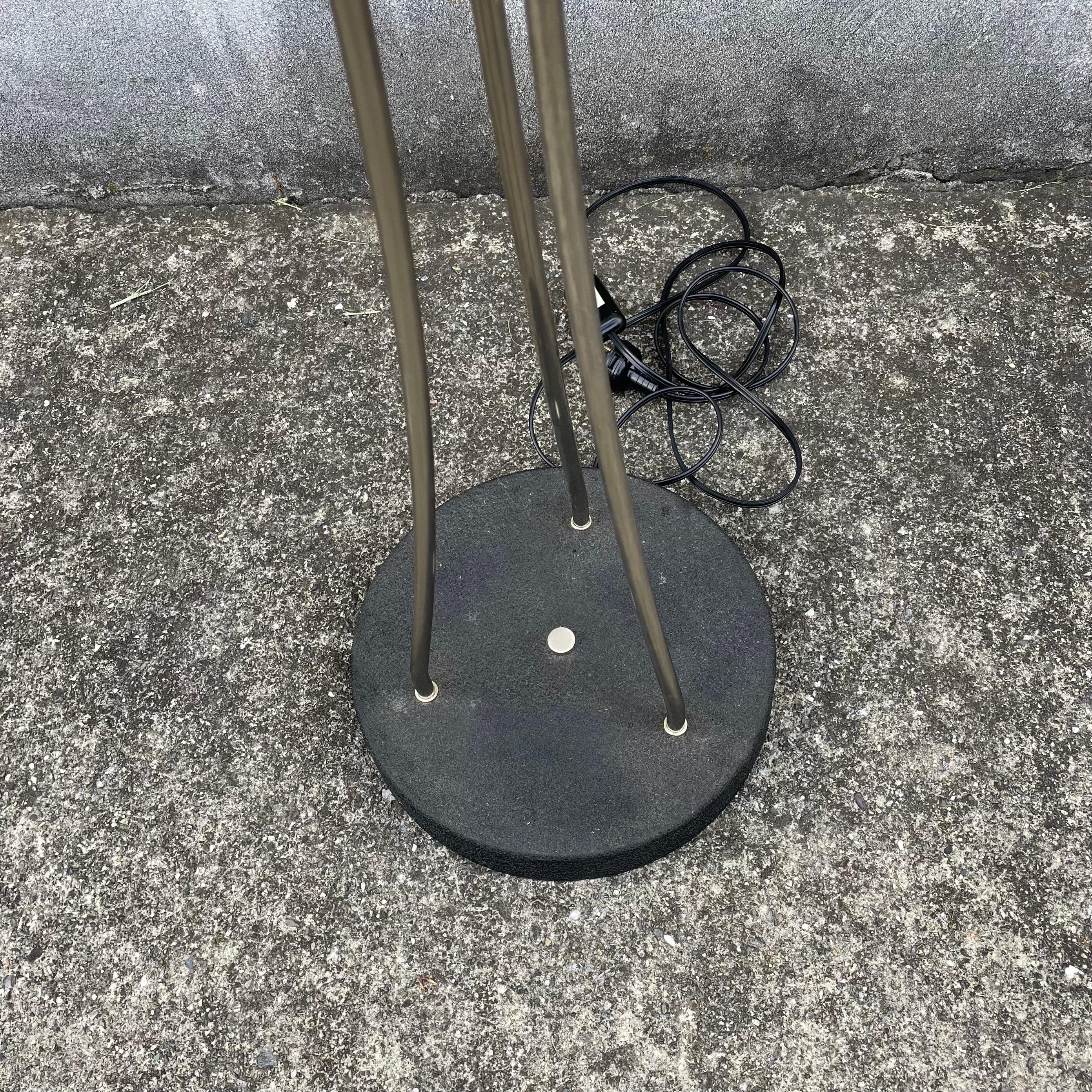 Mid Century Chrome and Aluminum Floor Lamp, Tulip Shaped Shades, France In Good Condition For Sale In Bedford Hills, NY