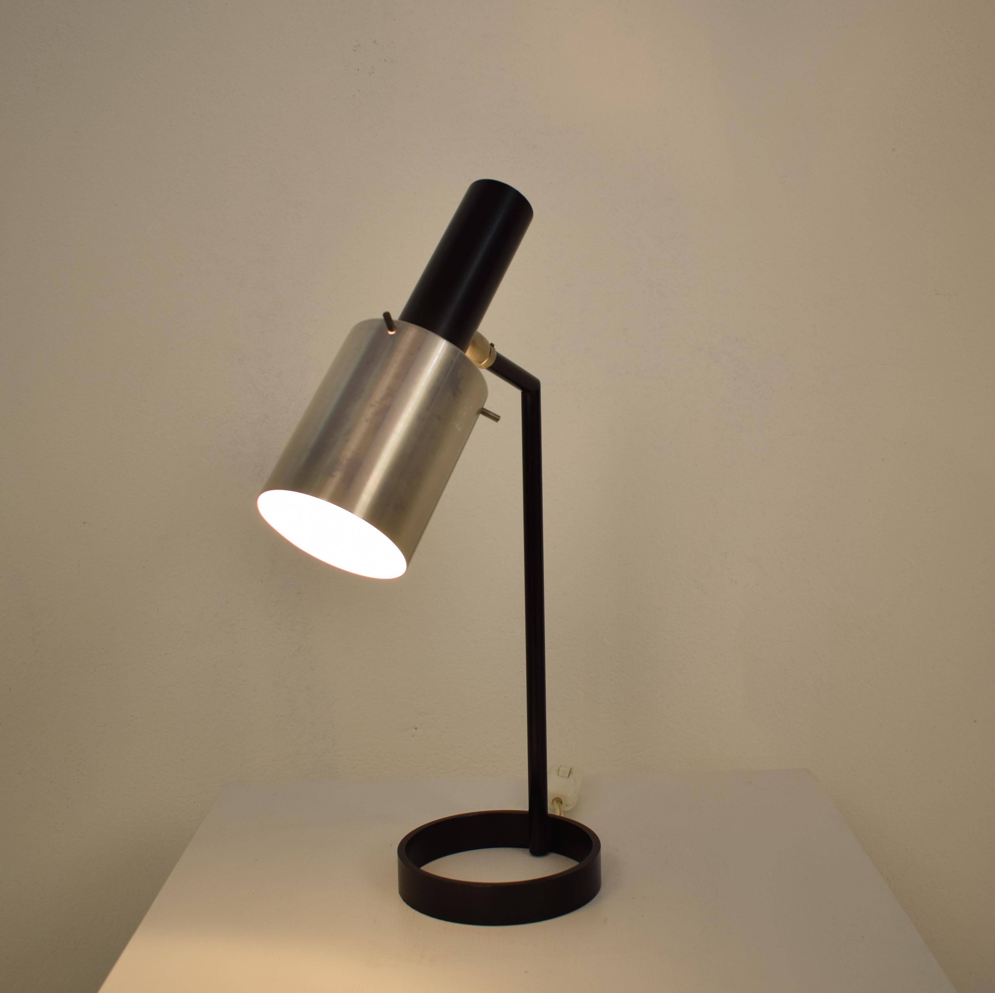 Midcentury Chrome and Black Metal Lacquered Table Lamp, circa 1960 In Good Condition In Berlin, DE