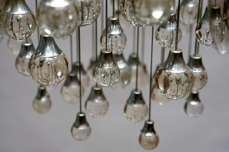 Three Midcentury Chrome and Glass Chandeliers by Sciolari, Italy For Sale 1