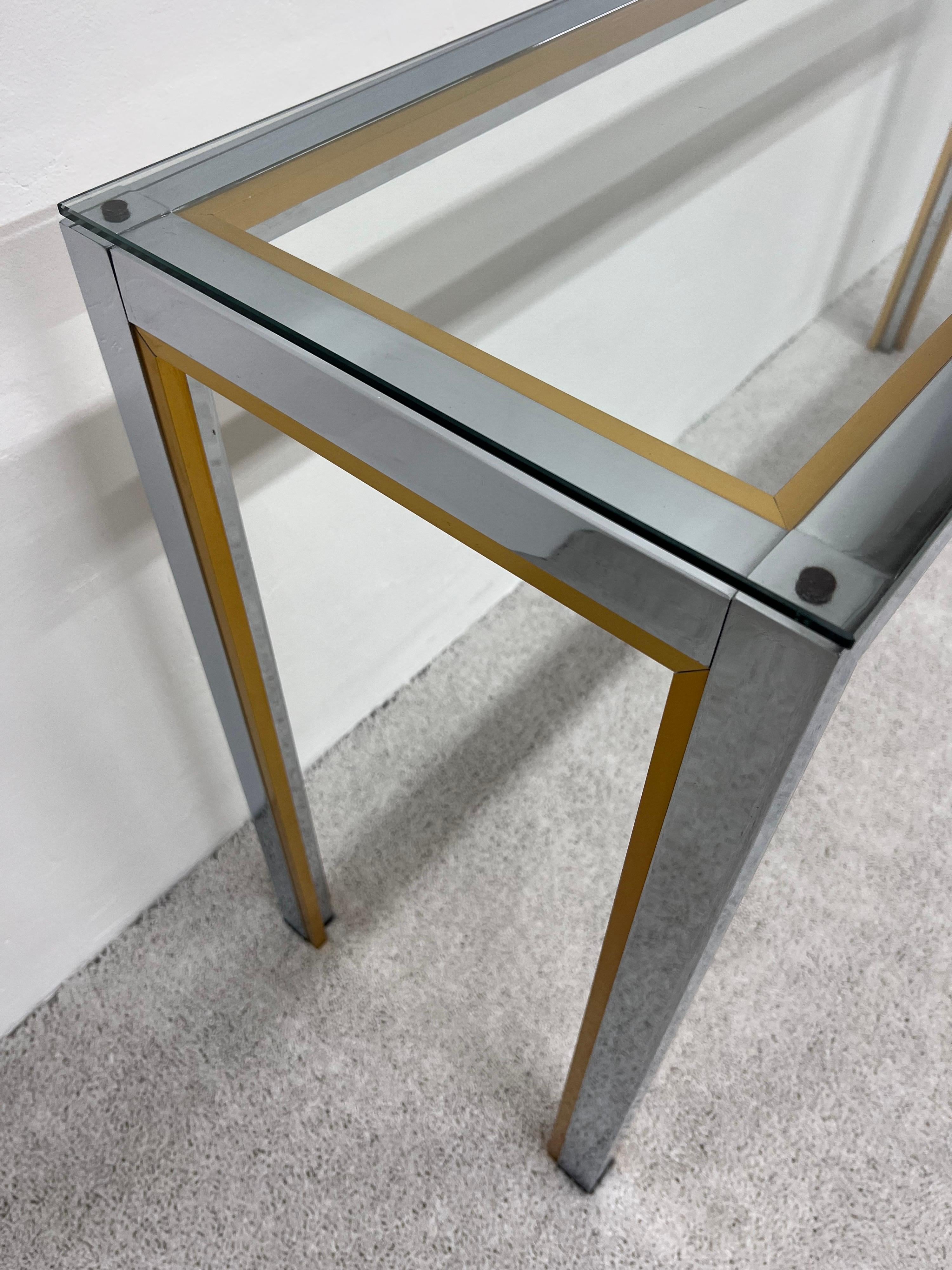 Table console en chrome et verre du milieu du siècle dernier d'après Romeo Rega, Italie en vente 5