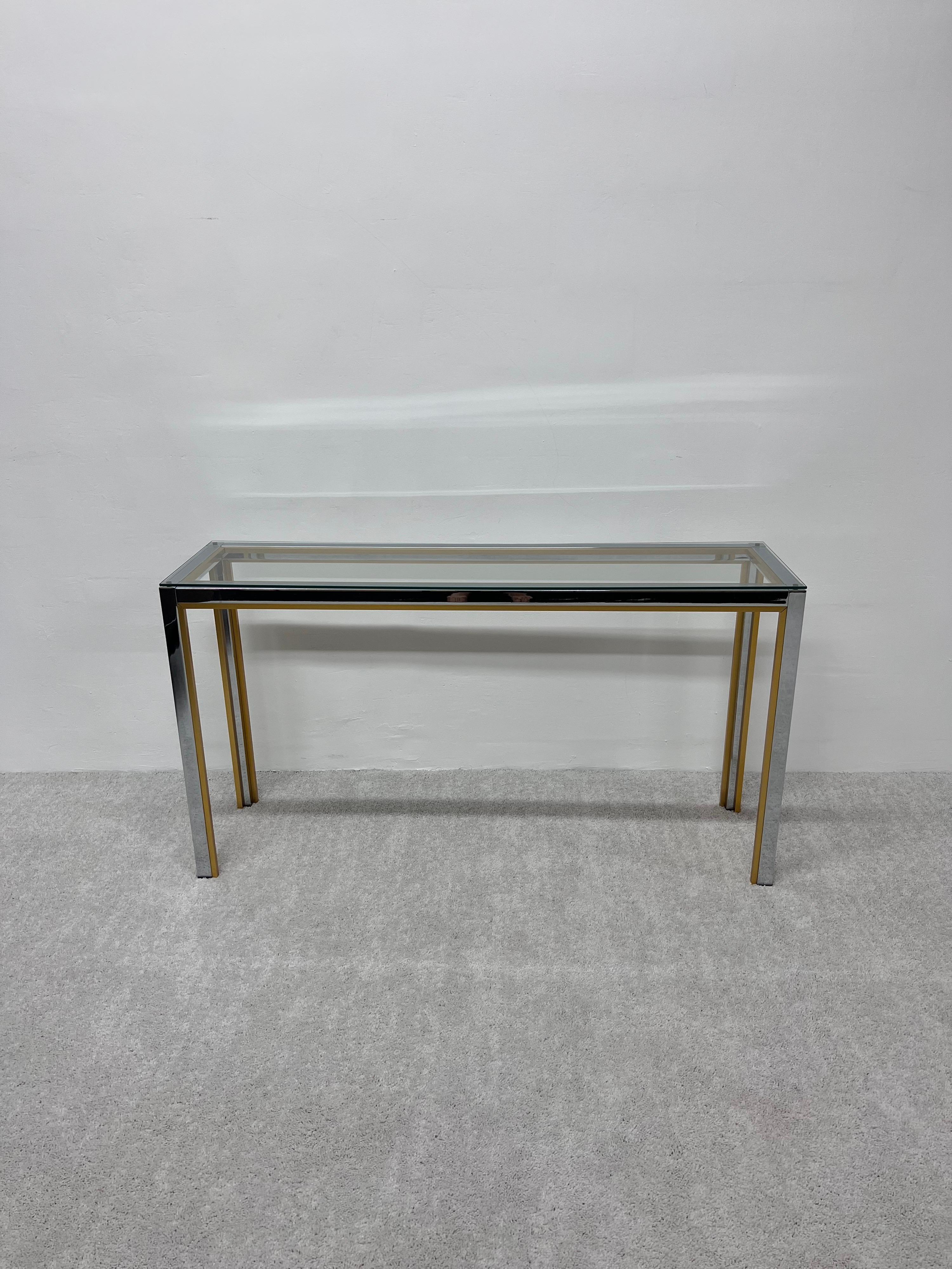 Métal Table console en chrome et verre du milieu du siècle dernier d'après Romeo Rega, Italie en vente