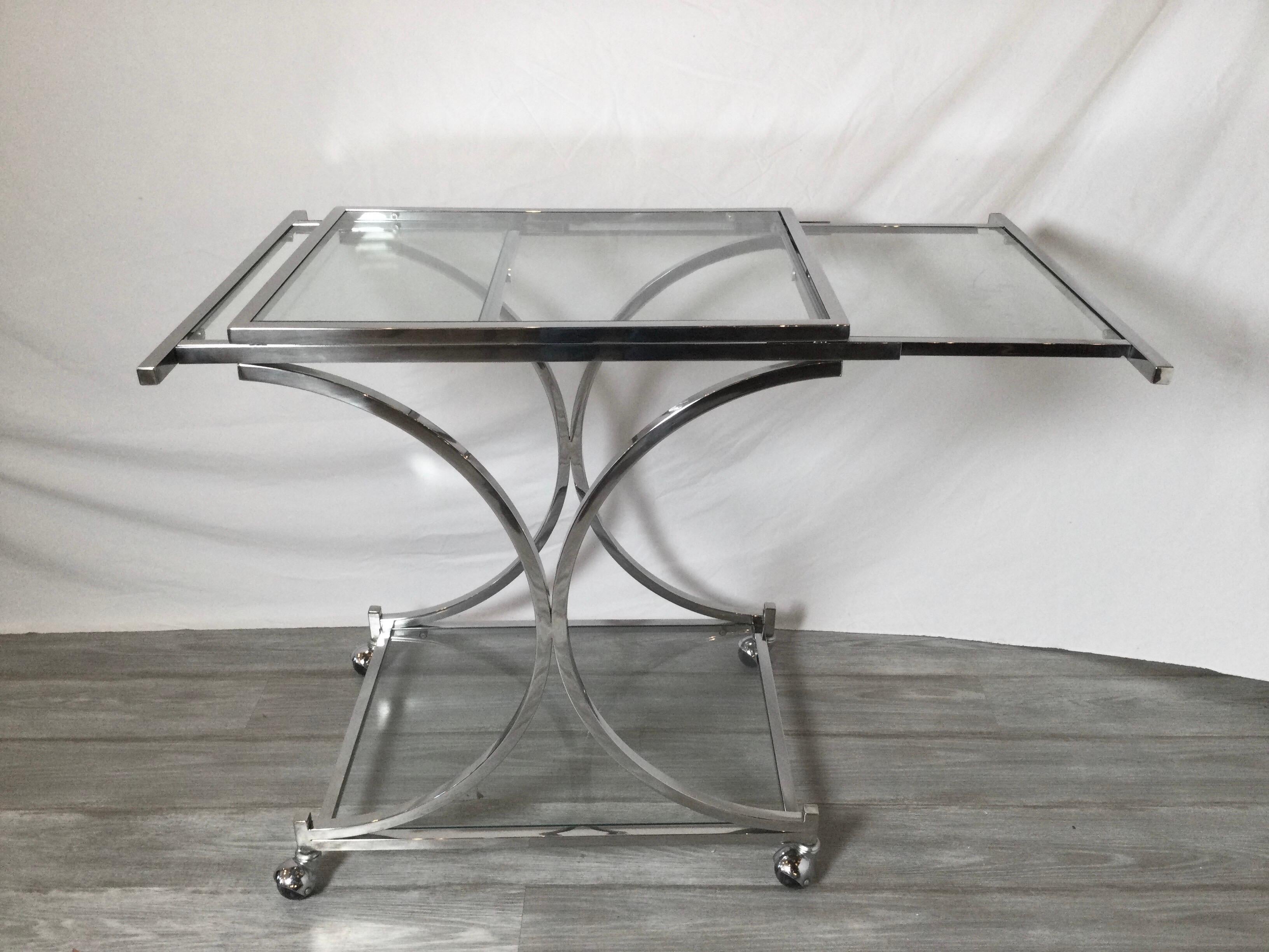 Mid Century Chrome and Glass Expandable Serving Cart In Good Condition In Lambertville, NJ
