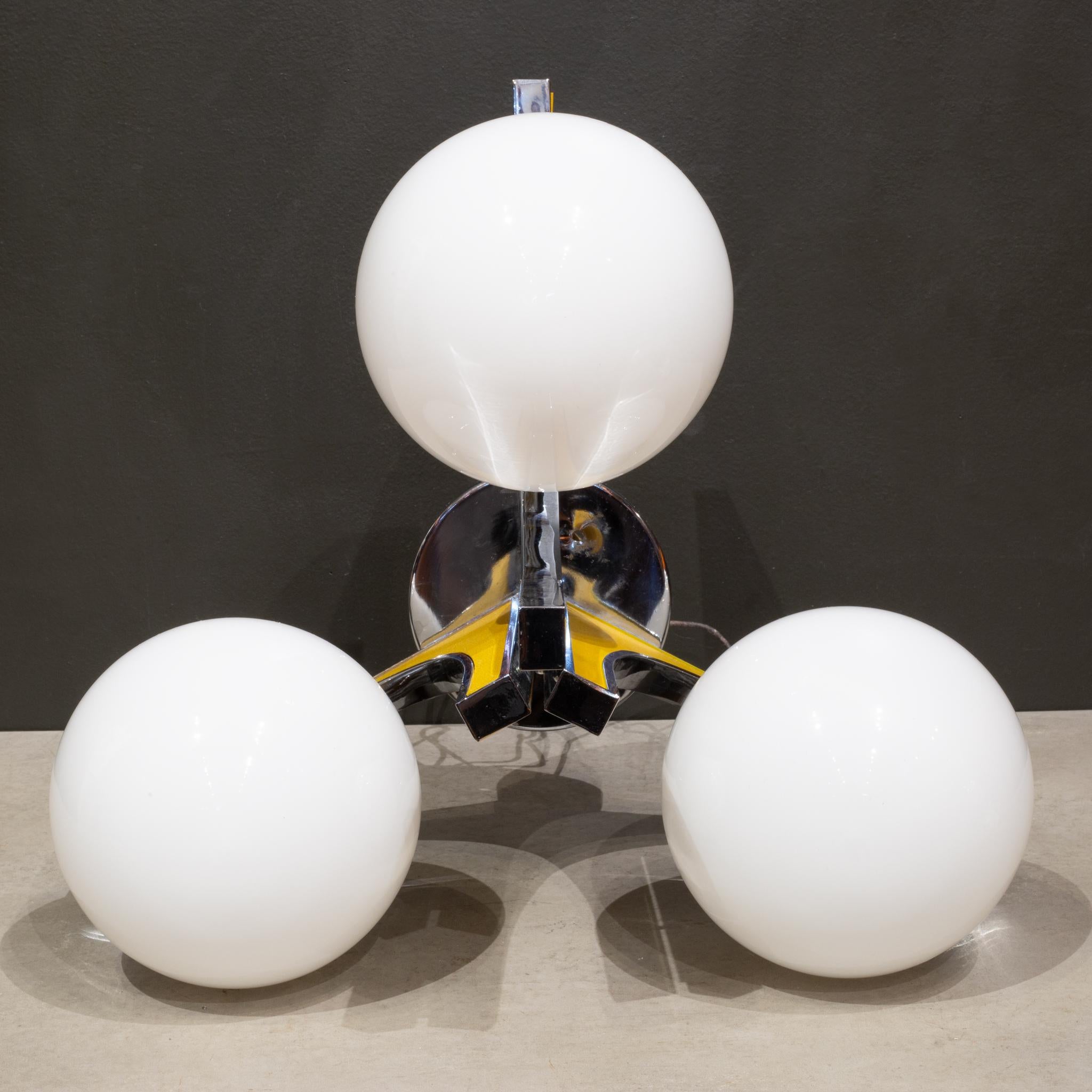 Lampada da incasso in ceramica cromata e dorata di metà secolo, 1960 ca. in vendita 3