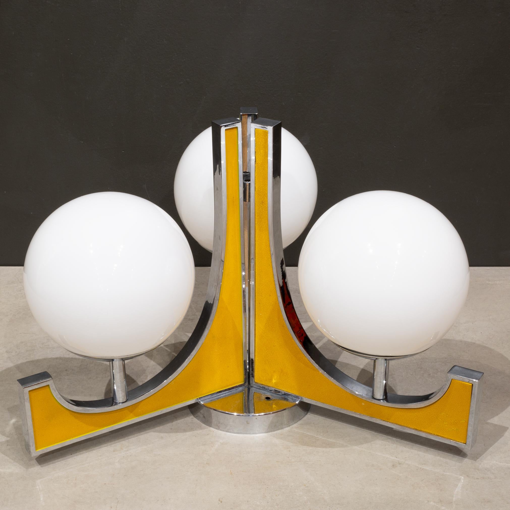 Lampada da incasso in ceramica cromata e dorata di metà secolo, 1960 ca. in vendita 1