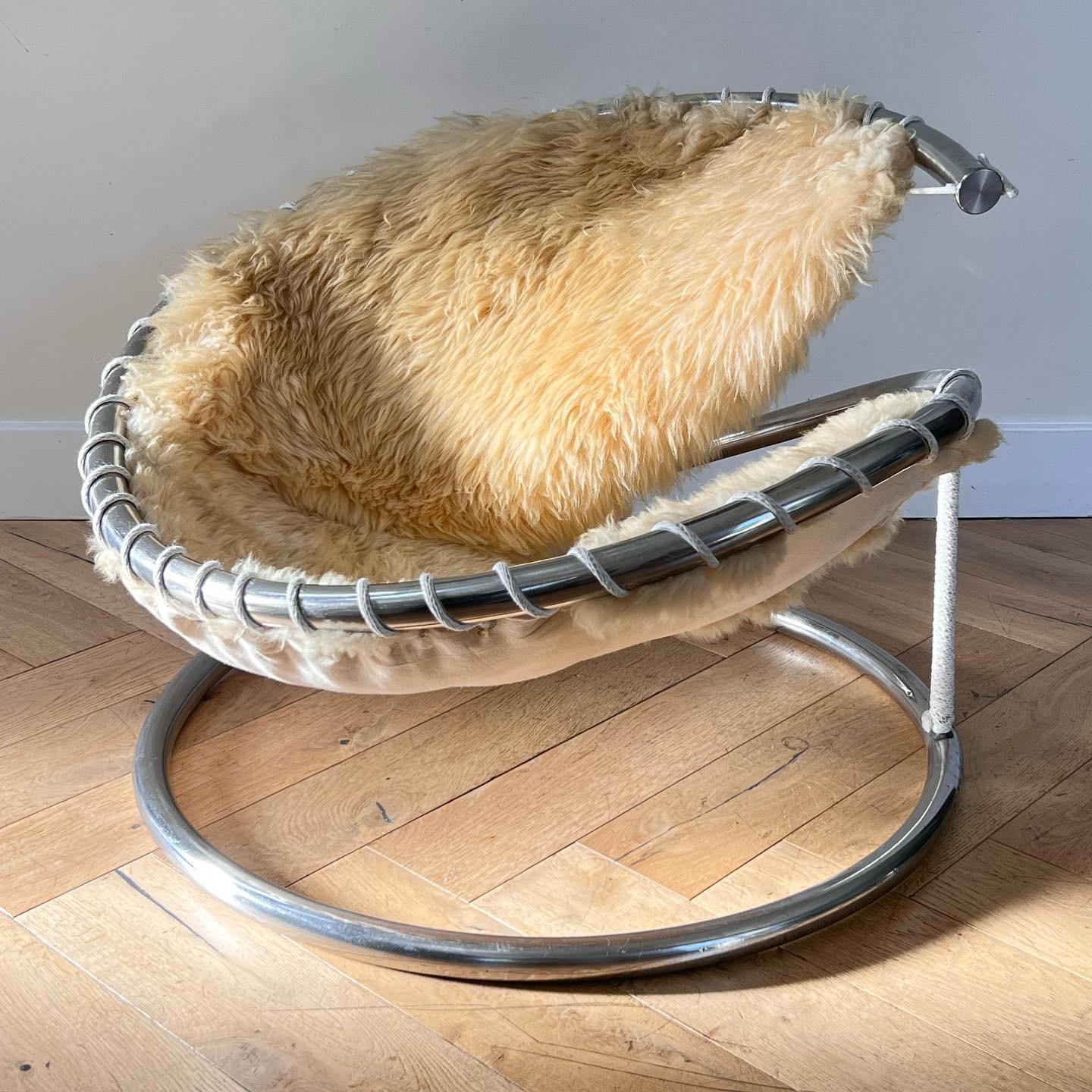 Mid century chrome and sheepskin swirl statement chair, circa 1969 In Good Condition In View Park, CA