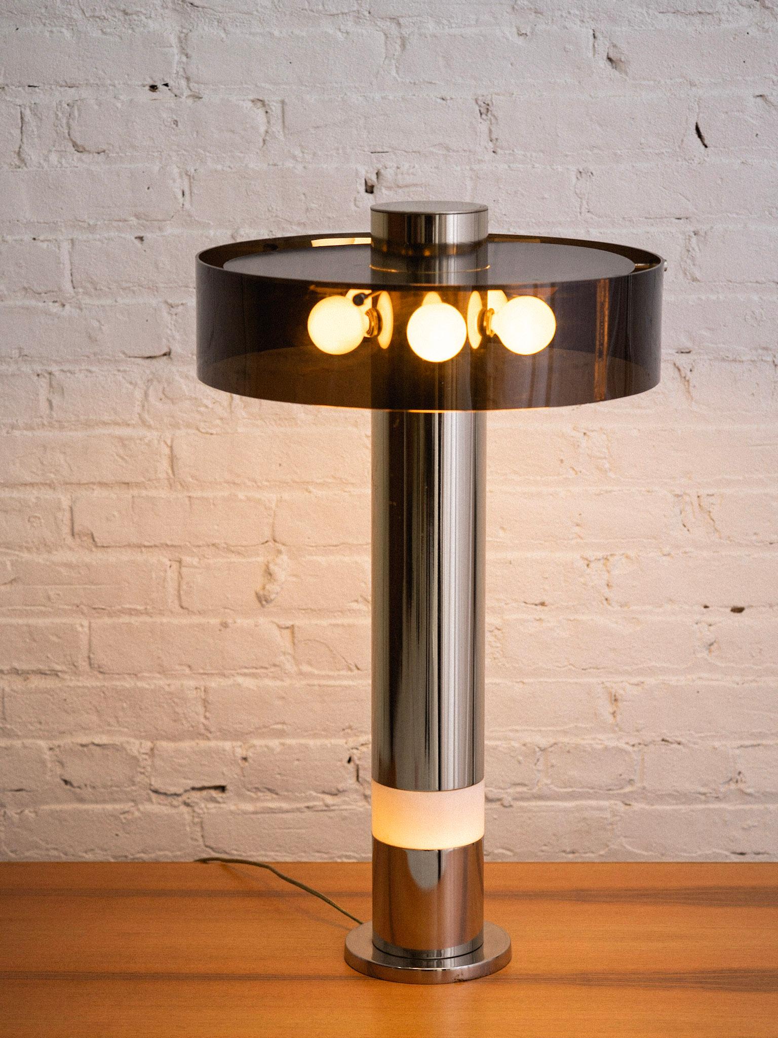 Midcentury Chrome and Smoke Acrylic Table Lamp For Sale 3
