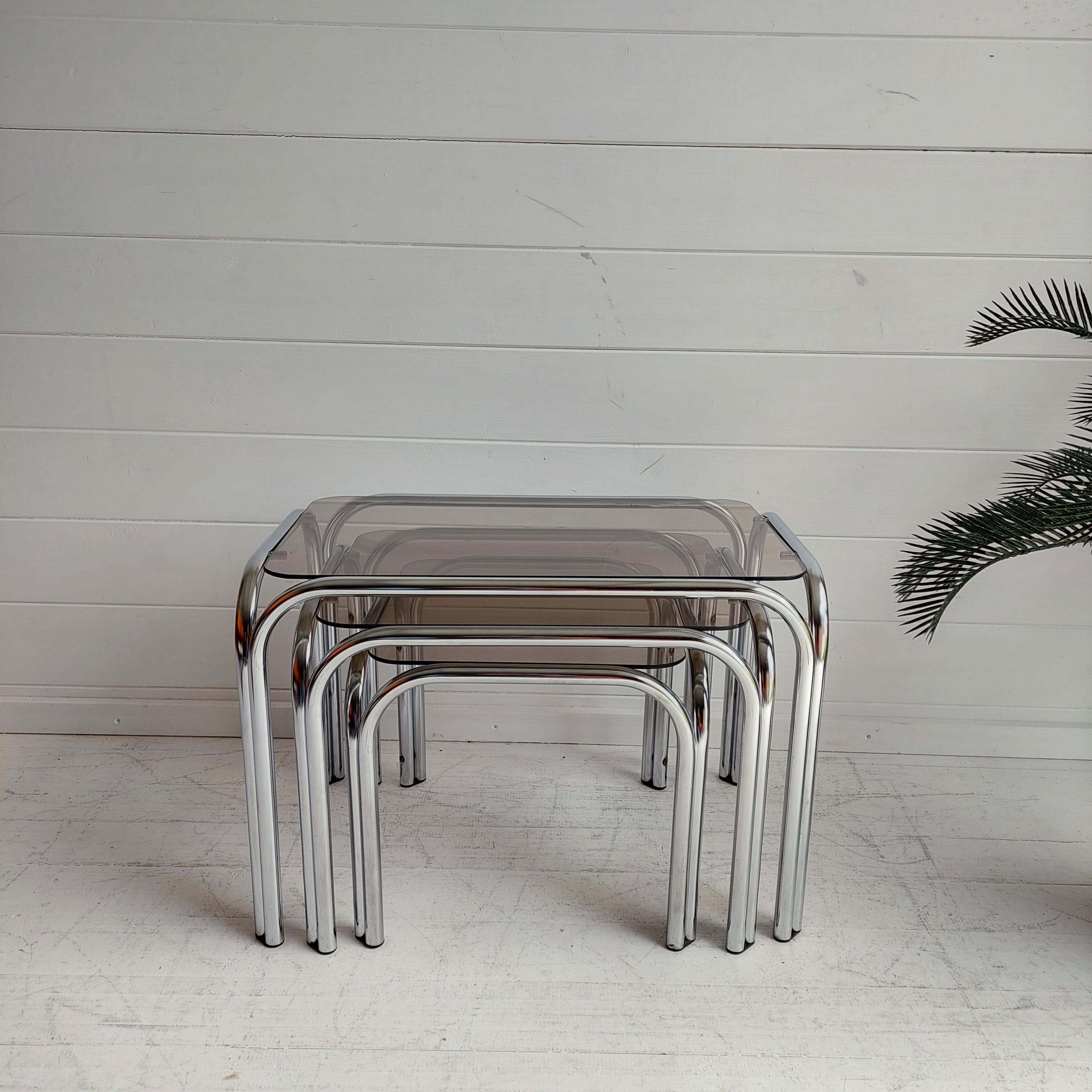 Mid Century Chrome and Smoked Glass Nesting Tables, 1970s 1