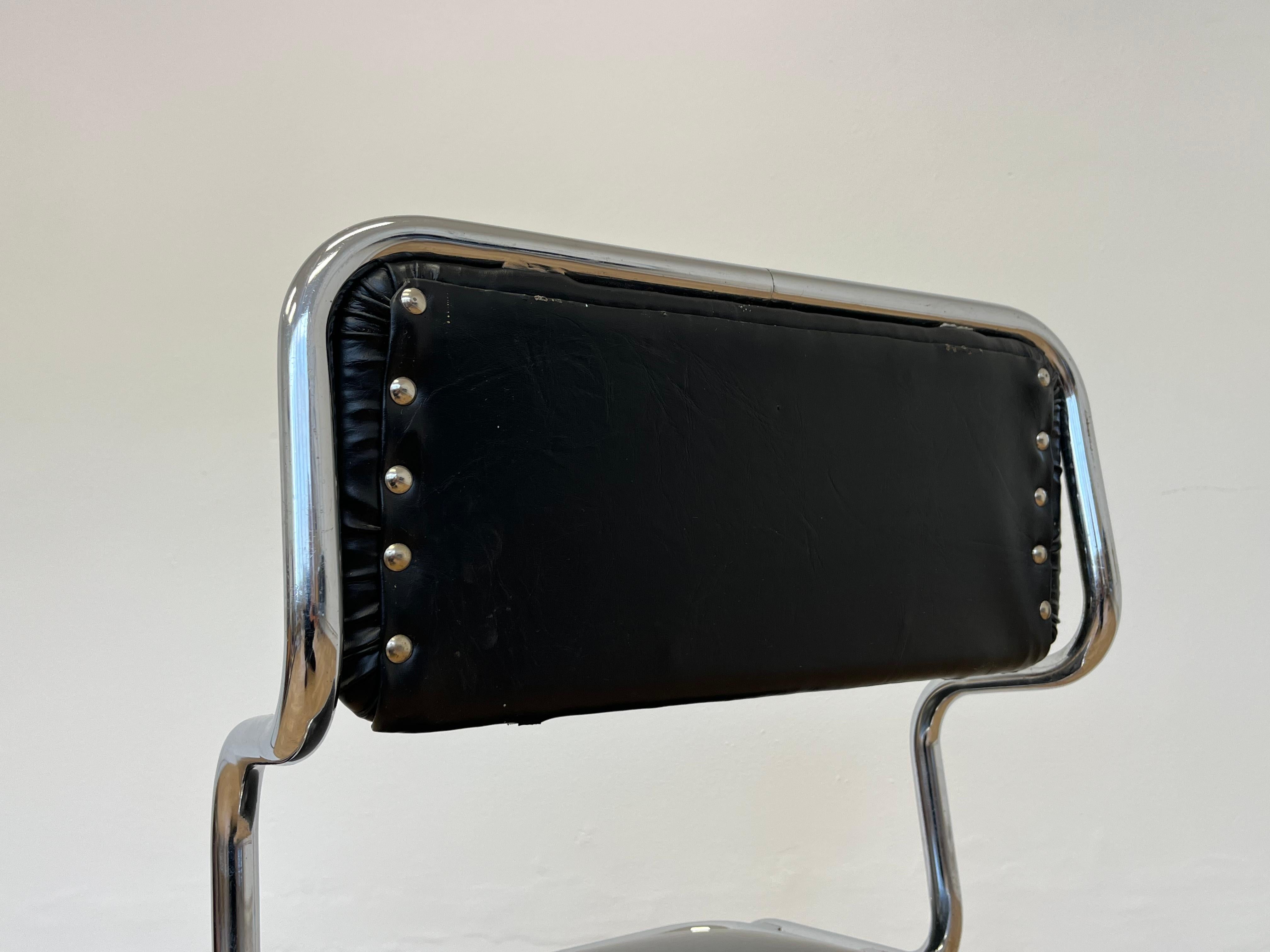 Midcentury Chrome chair by Arch, Ladislav Vrátník for restaurant in Prag, 1970s For Sale 3