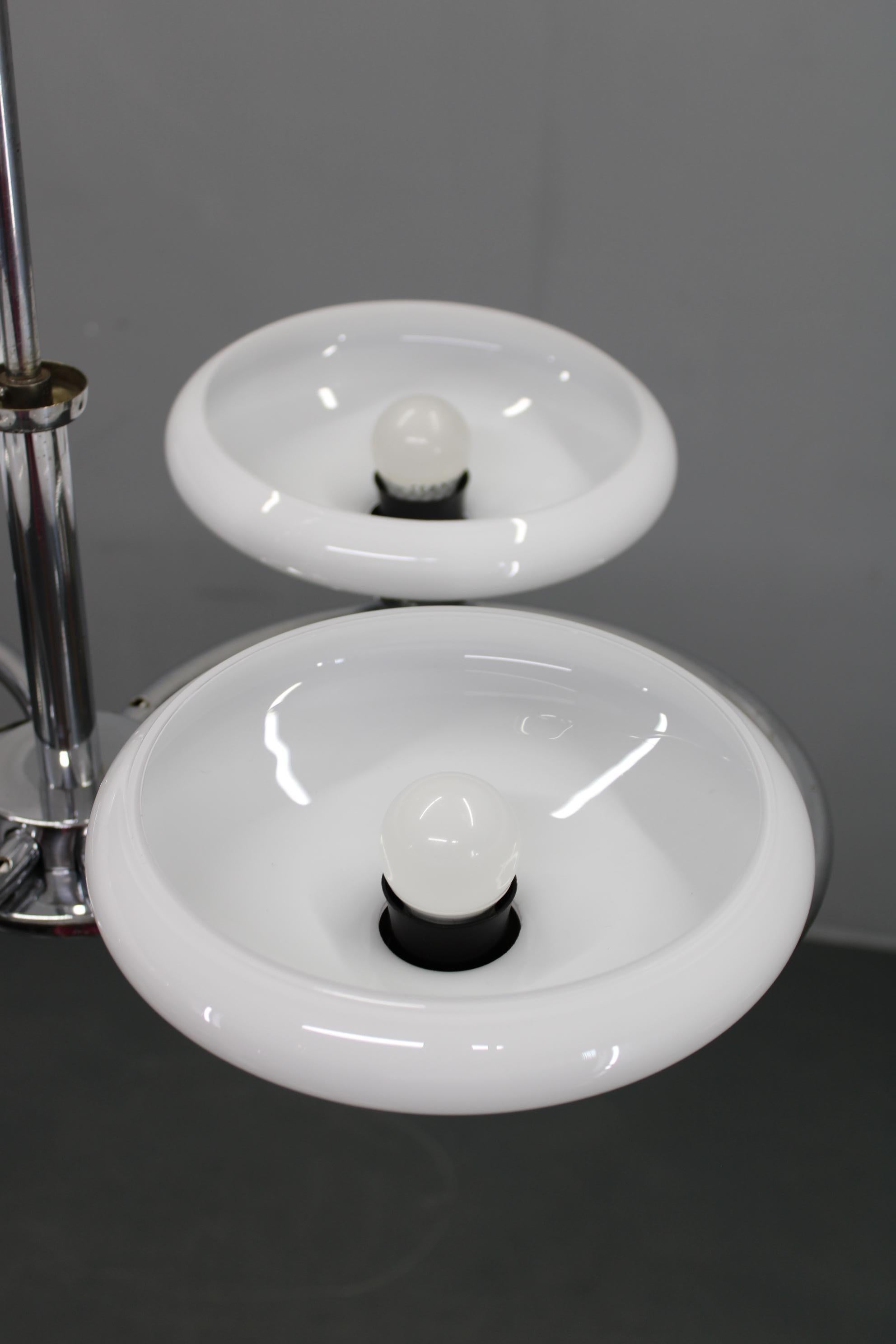 Lucidato Mid-Century Chrome Chandelier with Milk-Glass Disc Shades, Czechoslovakia, 1950s in vendita