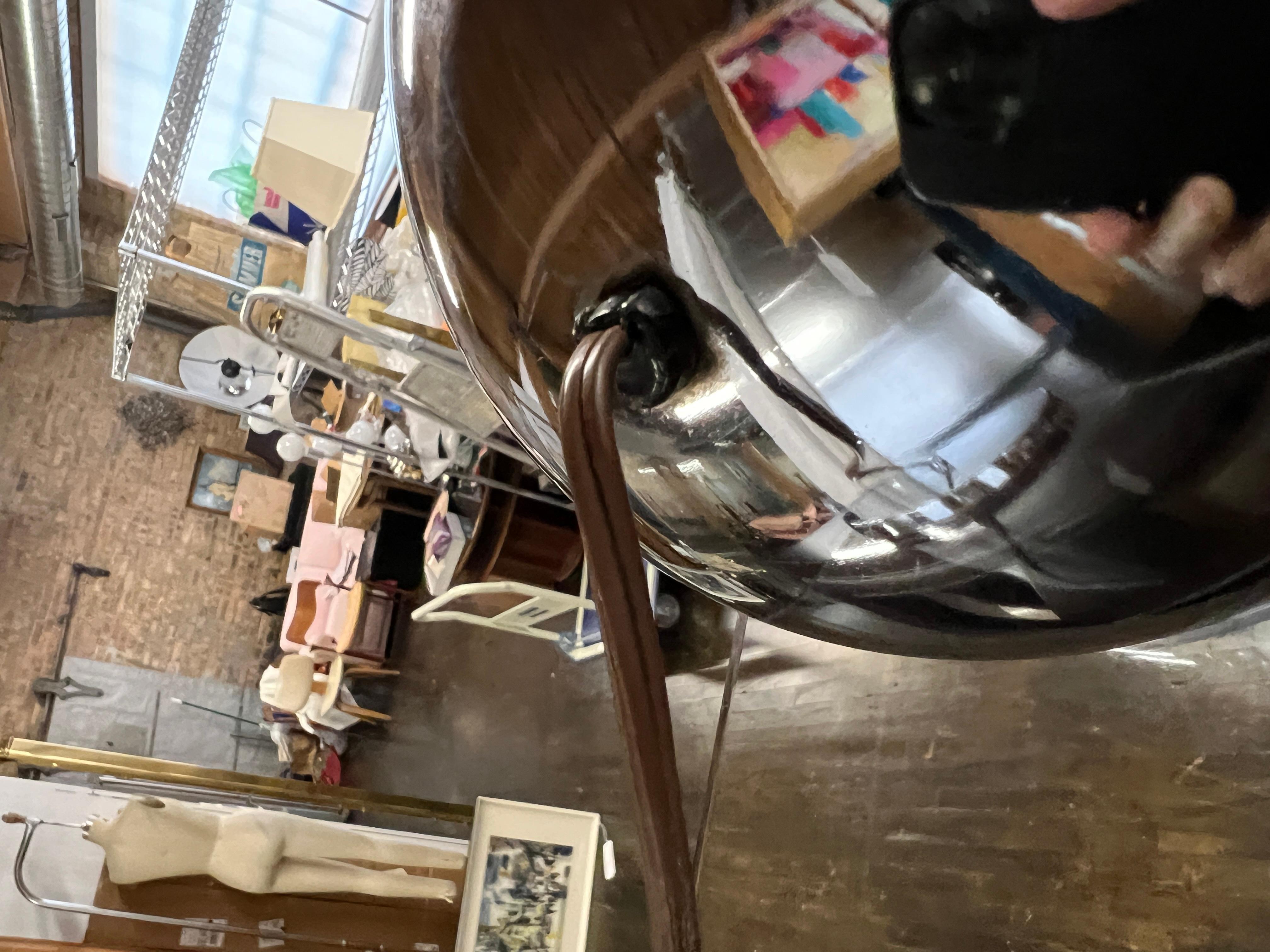 Lampada per pianoforte o libreria di metà secolo in cromo e lucite di Raymor in vendita 5