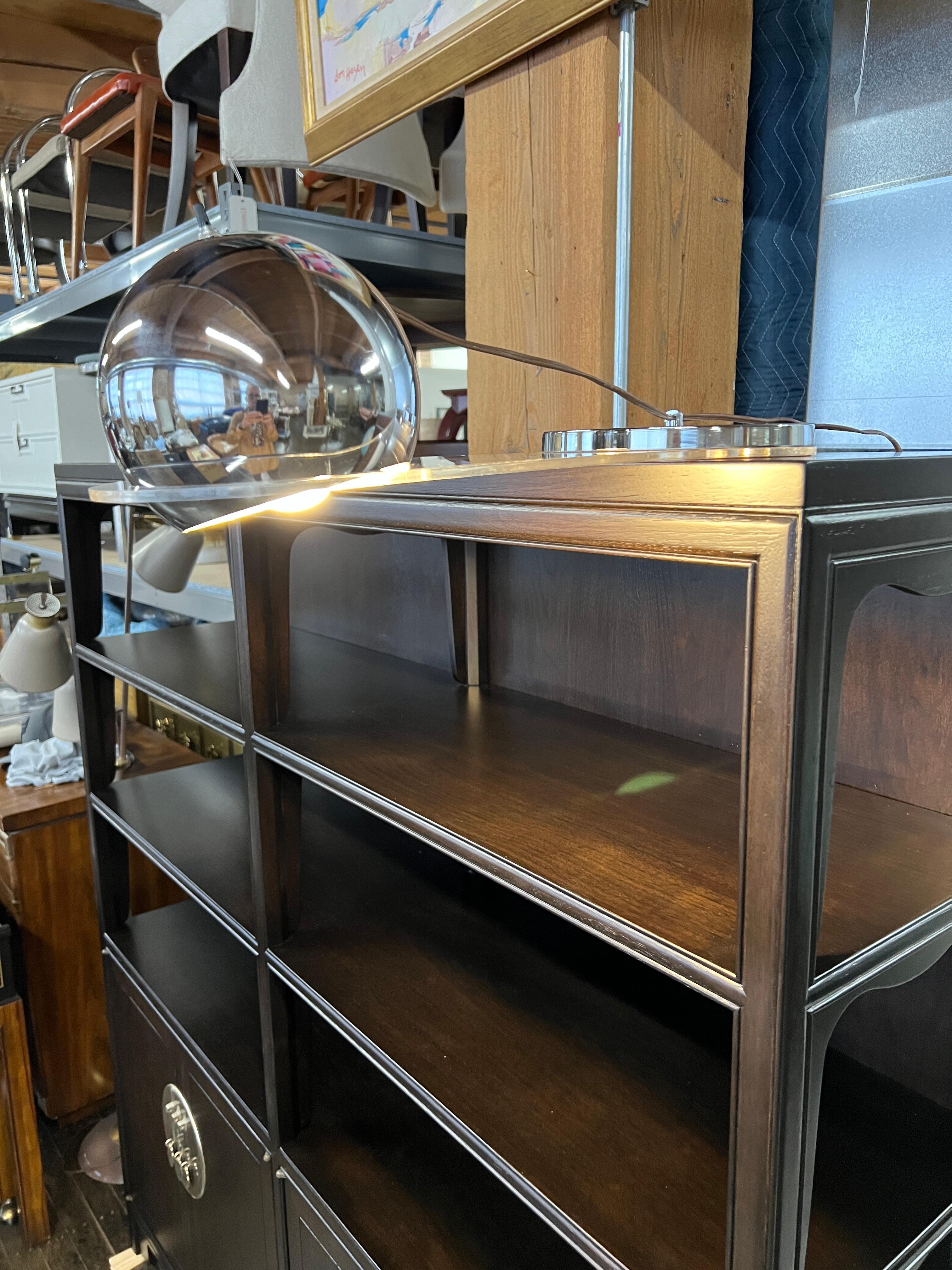 Mid-Century Chrome Eyeball and Lucite Piano or Bookcase Light by Raymor In Good Condition For Sale In Chicago, IL