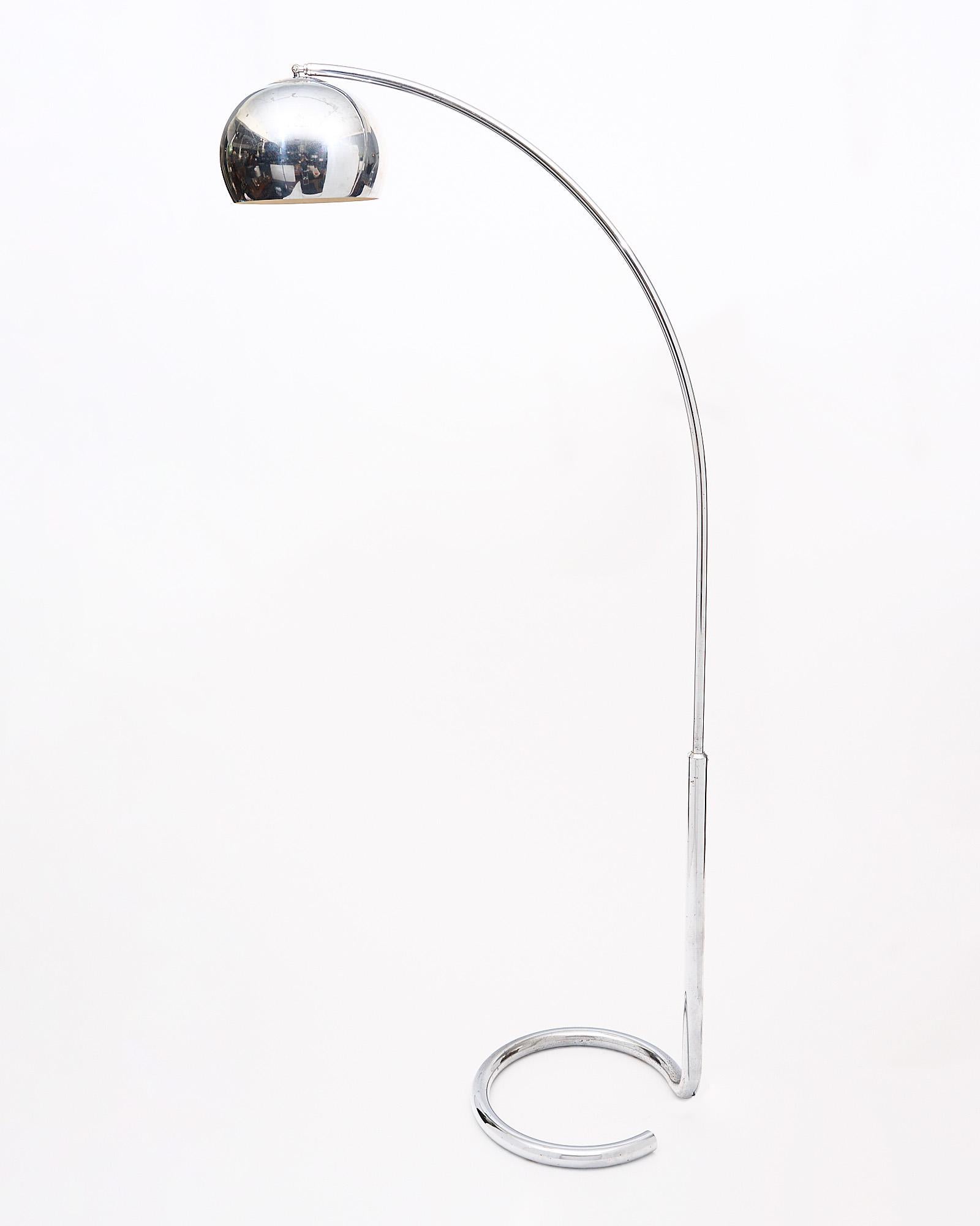 Mid-Century Chrome Floor Lamp For Sale 2
