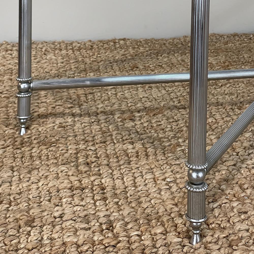 Table basse en verre et chrome du milieu du siècle en vente 3
