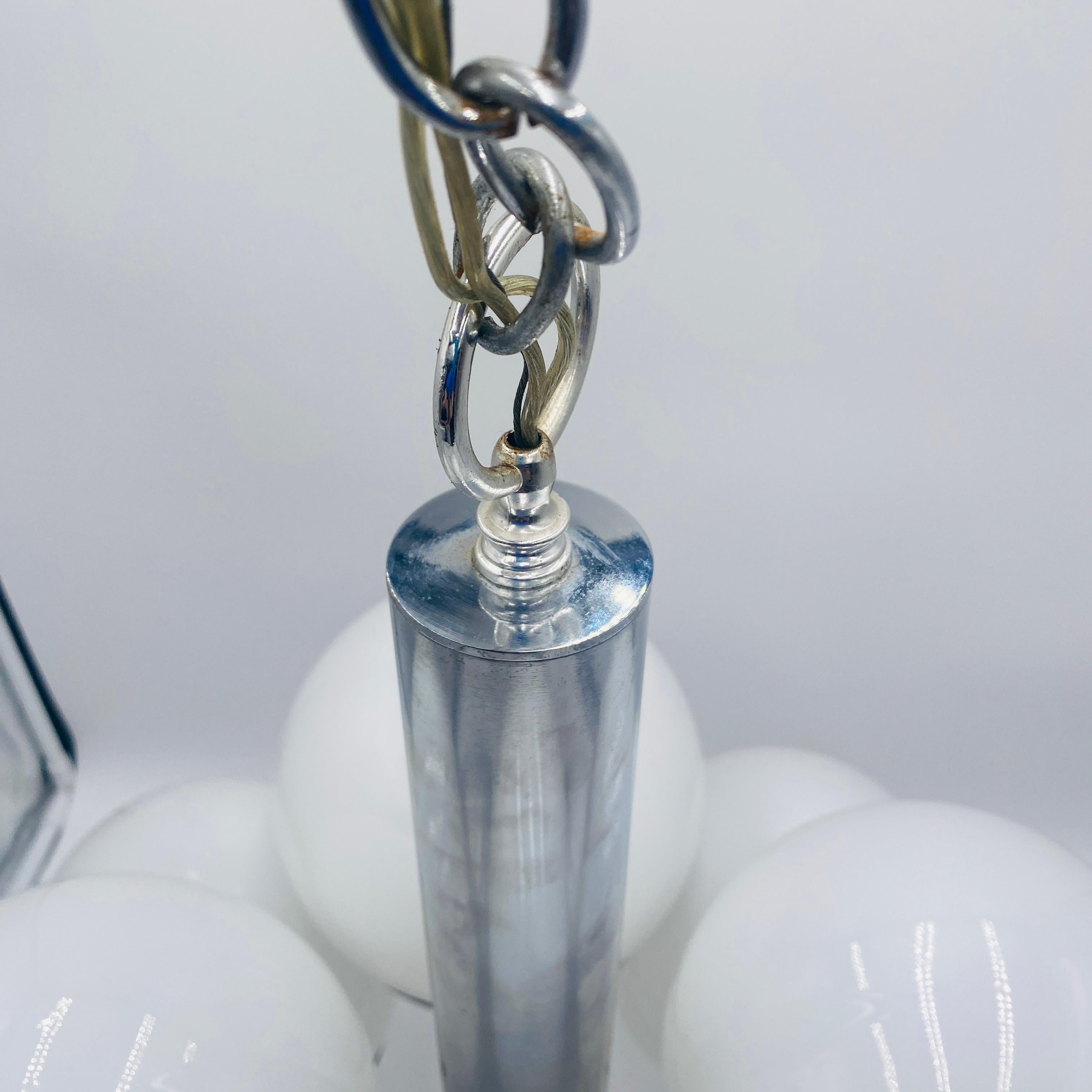 Mid Century Chrome Glass Globe Chandelier by Lightolier 1960s In Good Condition For Sale In San Juan Capistrano, CA
