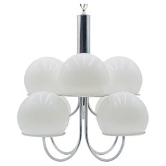 Chandeliers and Pendants